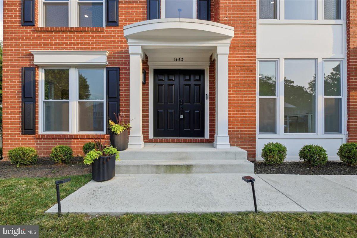 HASTINGS HUNT - Residential