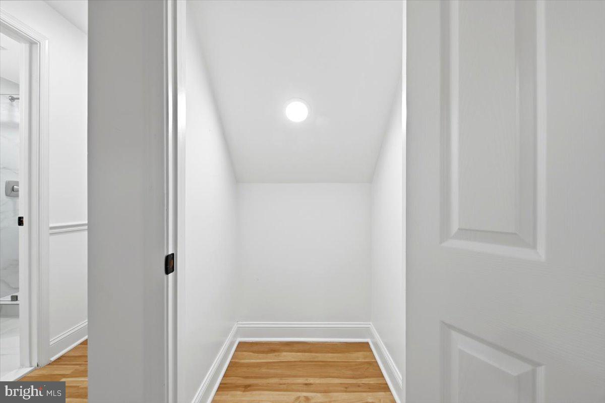 HASTINGS HUNT - Residential