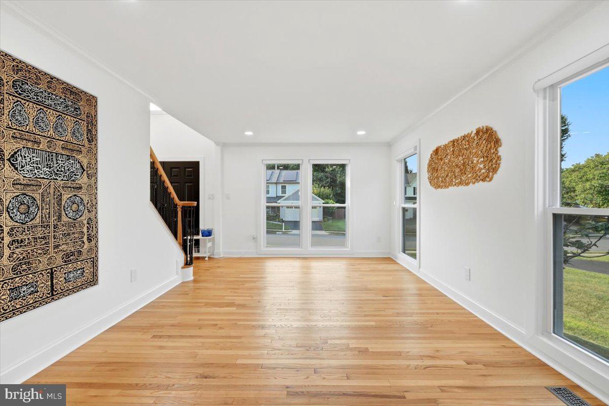 HASTINGS HUNT - Residential
