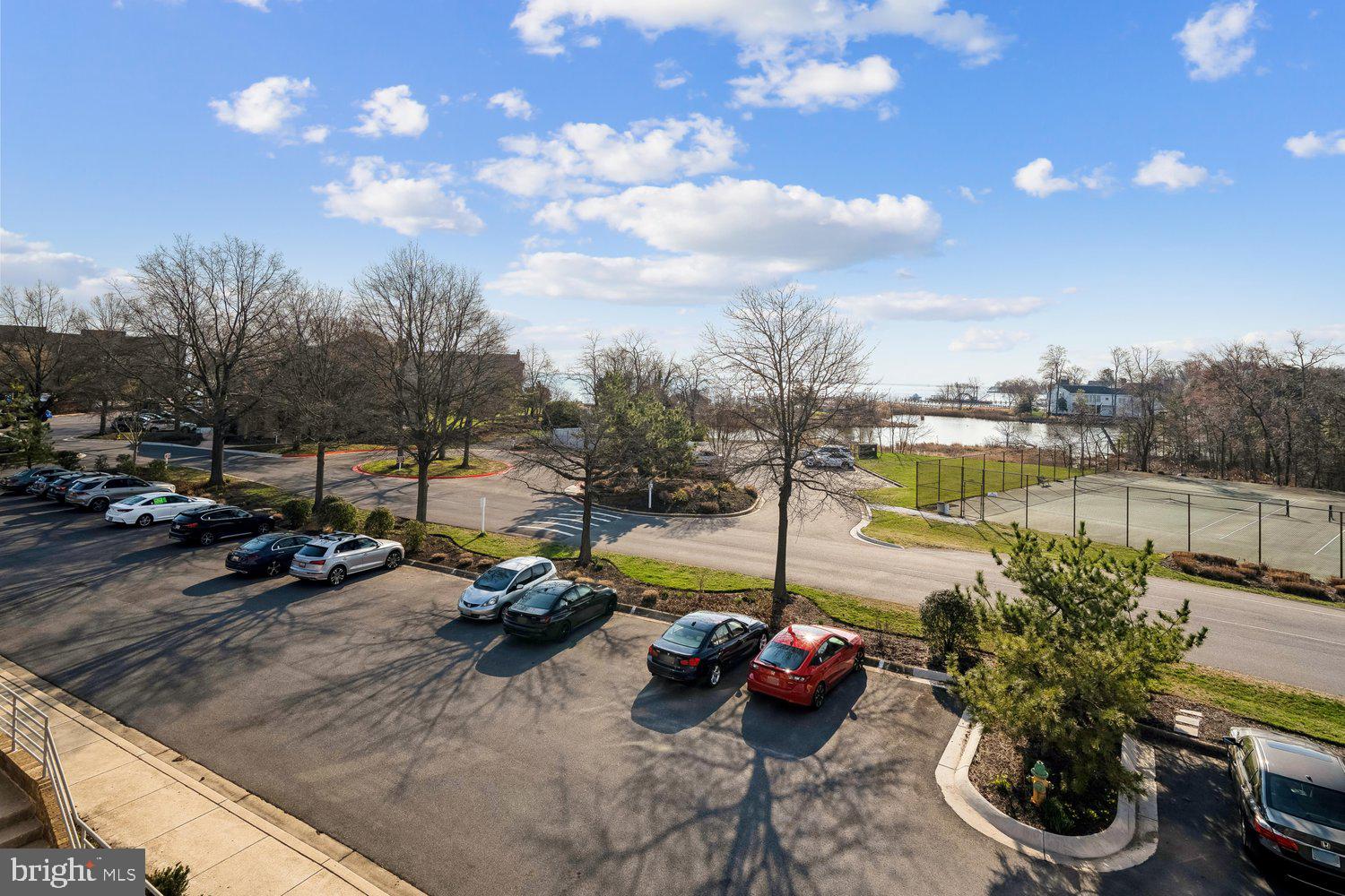 CHESAPEAKE HARBOUR - Residential