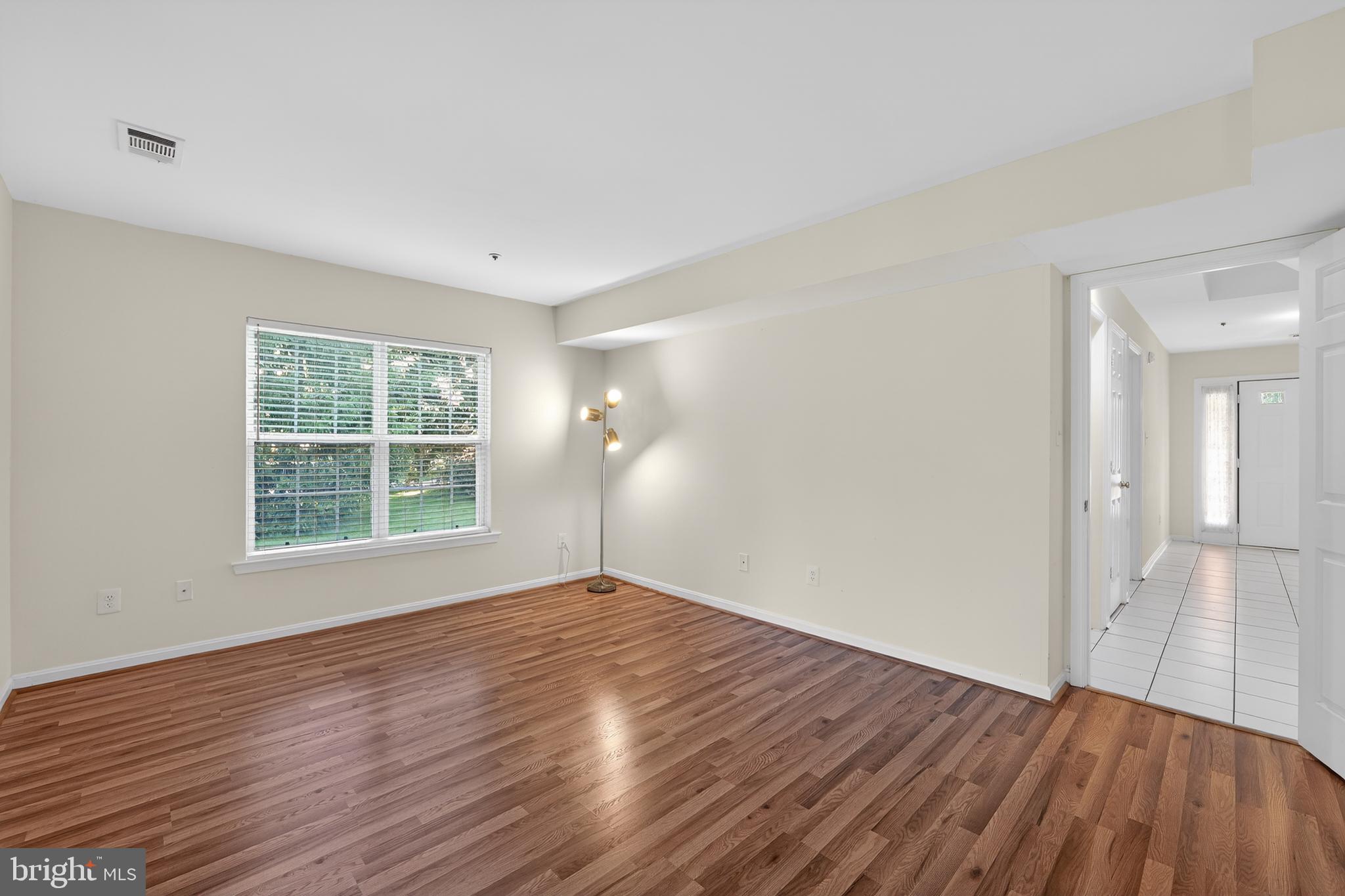 RIDGEFIELD - Residential