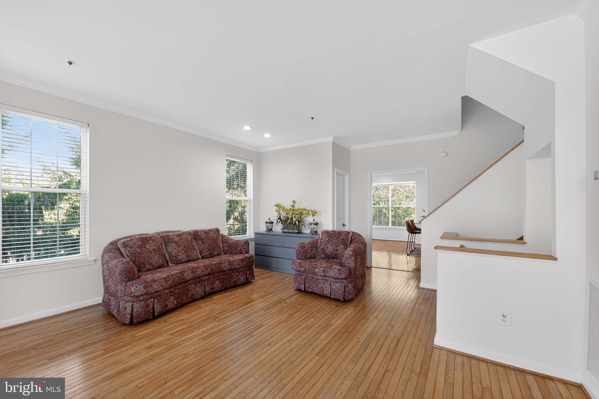 RIDGEFIELD - Residential