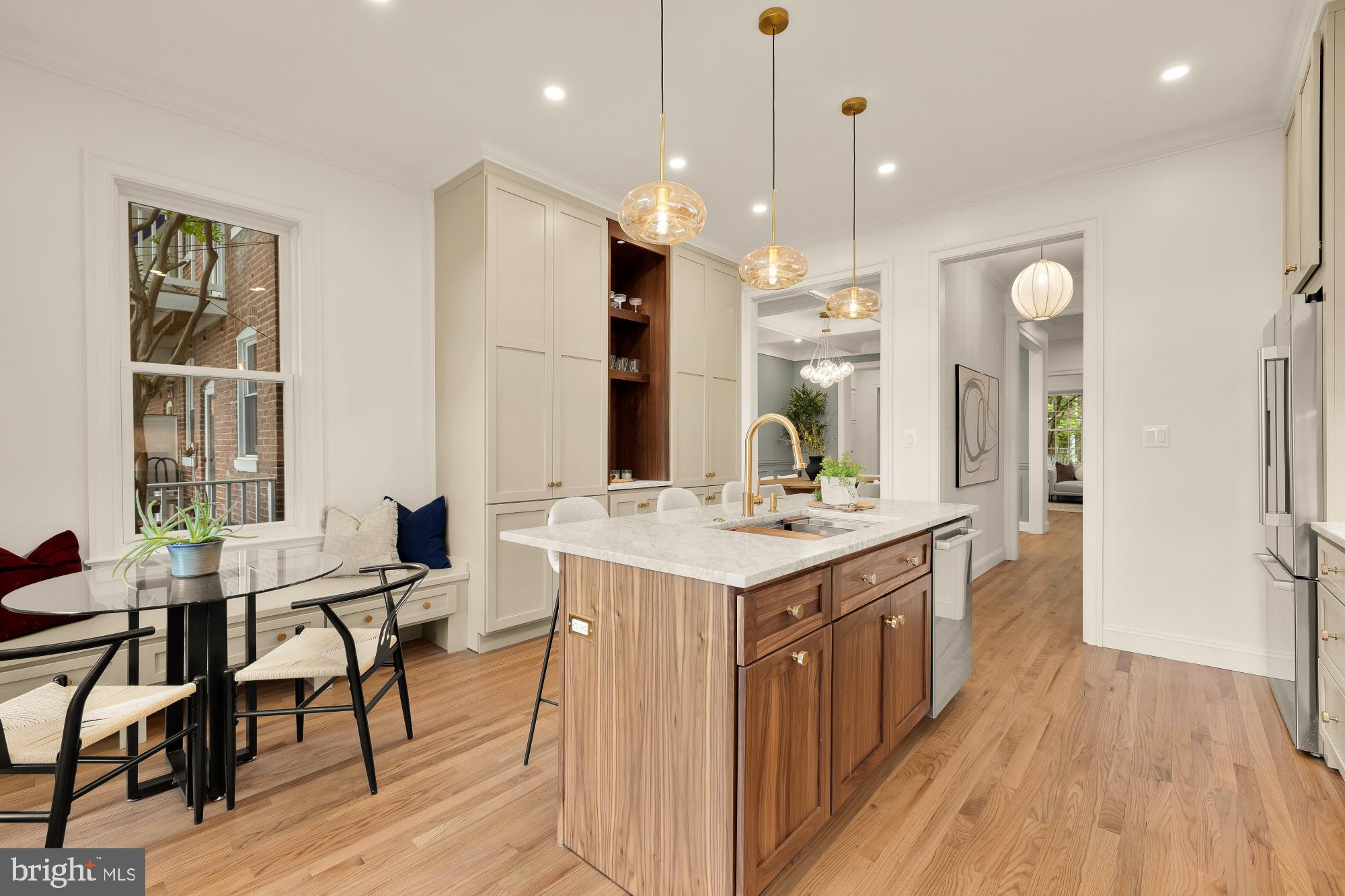 MOUNT PLEASANT - Residential