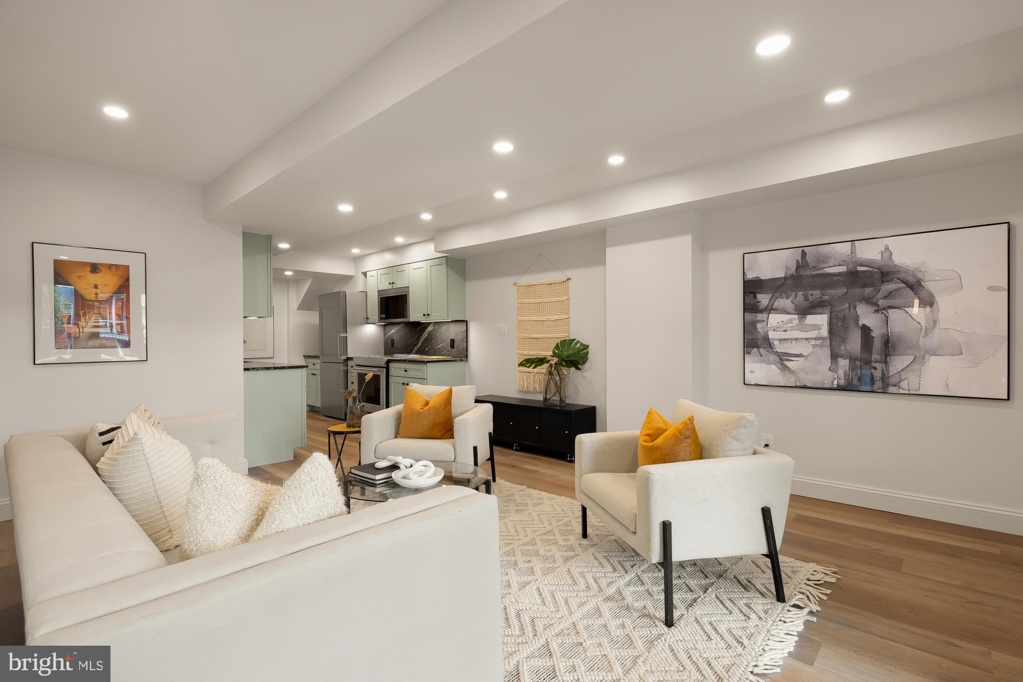 MOUNT PLEASANT - Residential