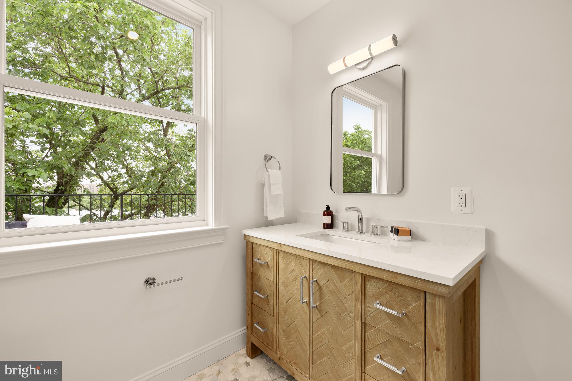 MOUNT PLEASANT - Residential