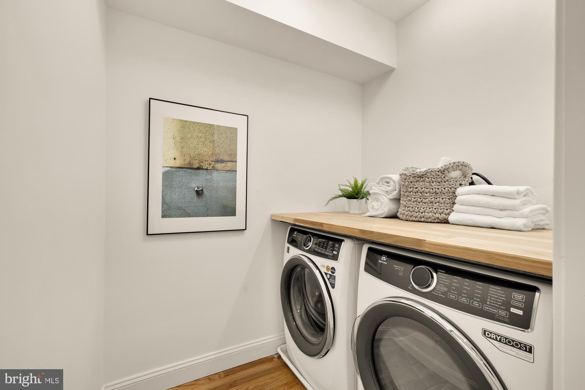 MOUNT PLEASANT - Residential