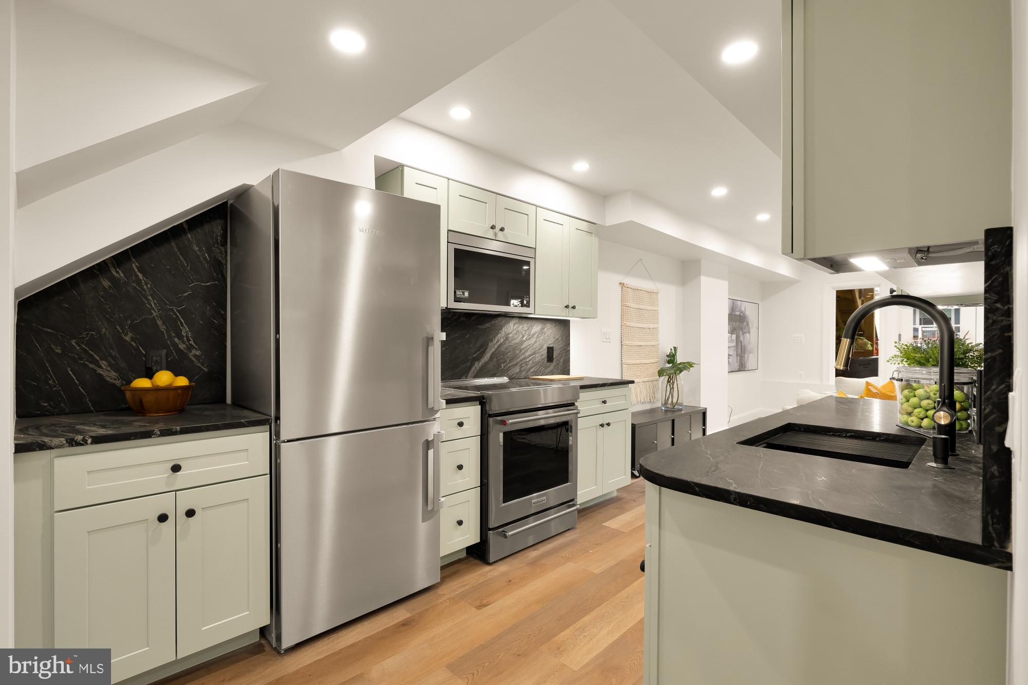 MOUNT PLEASANT - Residential