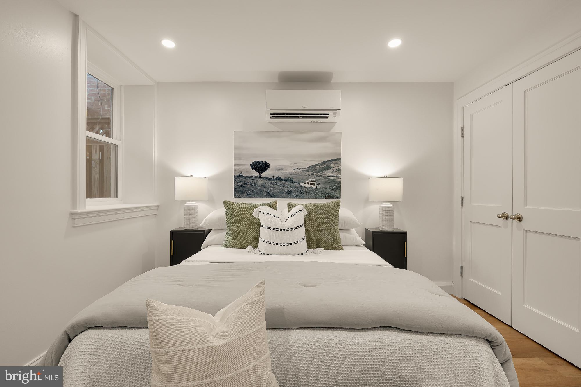 MOUNT PLEASANT - Residential