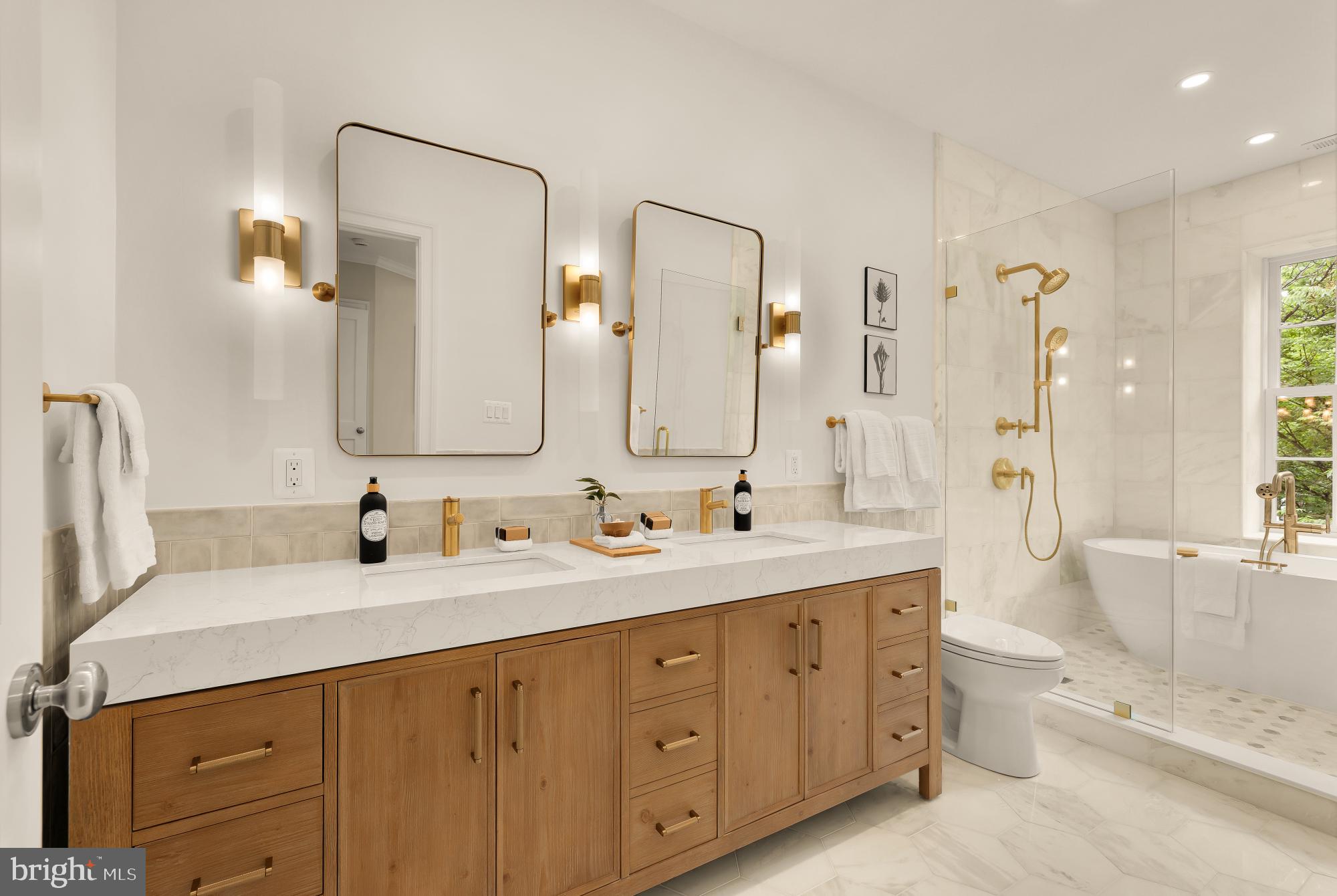 MOUNT PLEASANT - Residential
