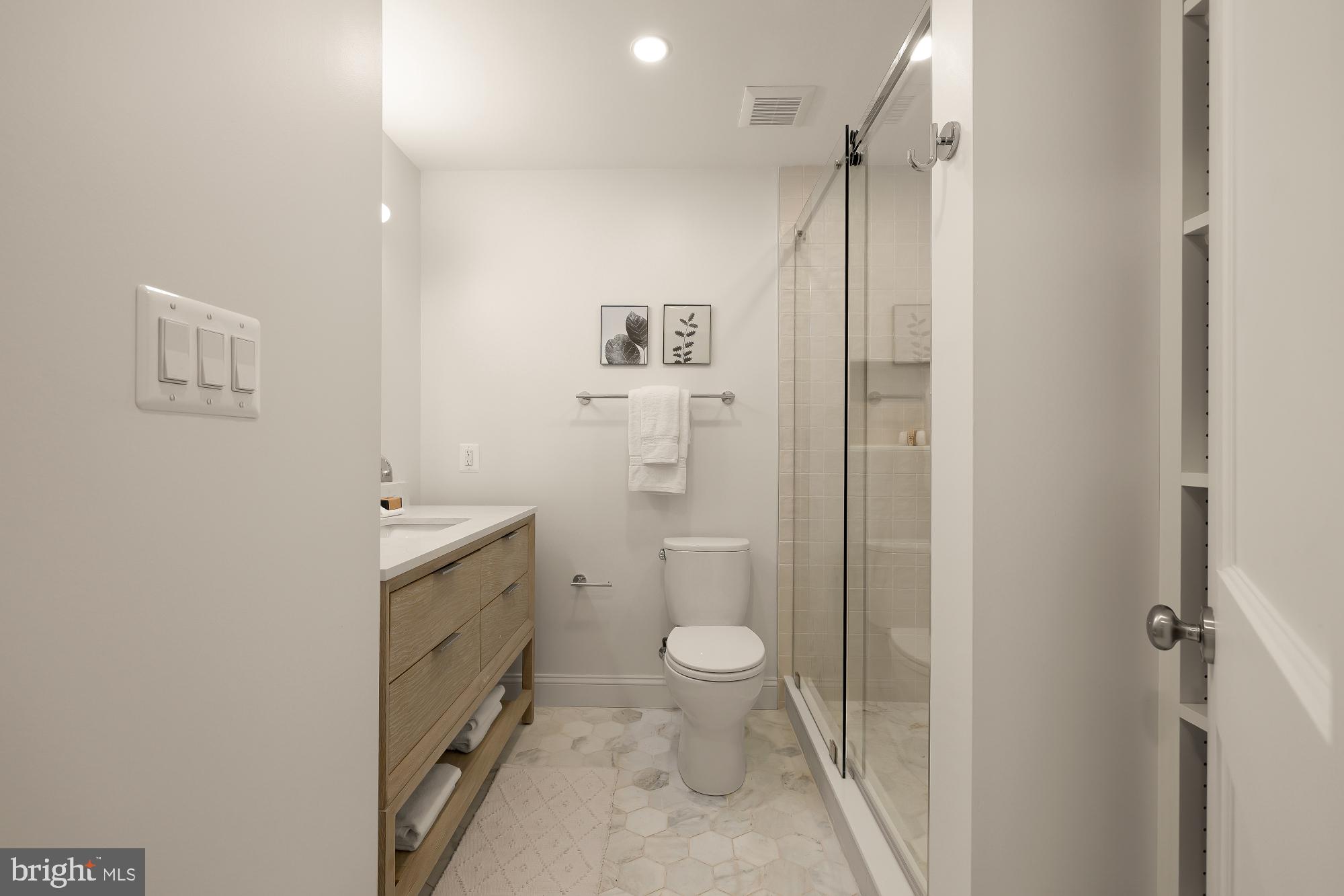 MOUNT PLEASANT - Residential