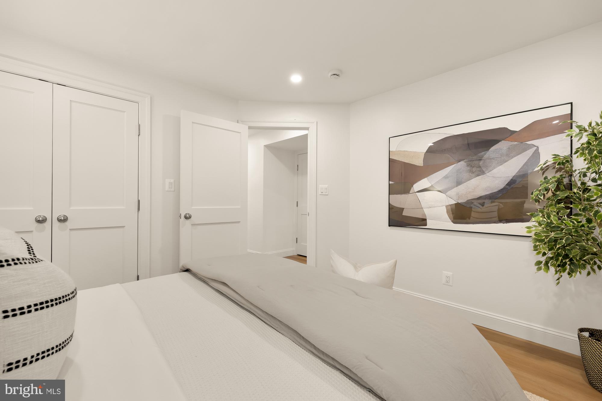 MOUNT PLEASANT - Residential
