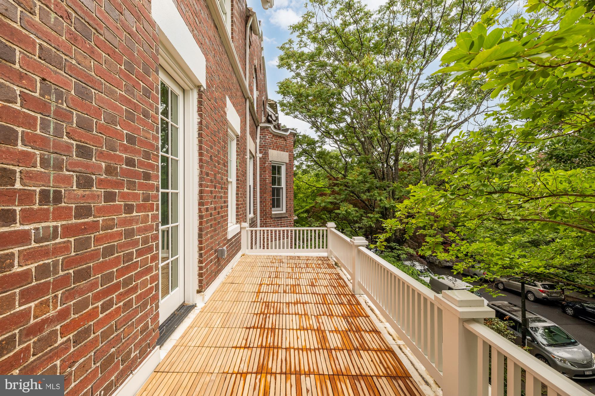 MOUNT PLEASANT - Residential