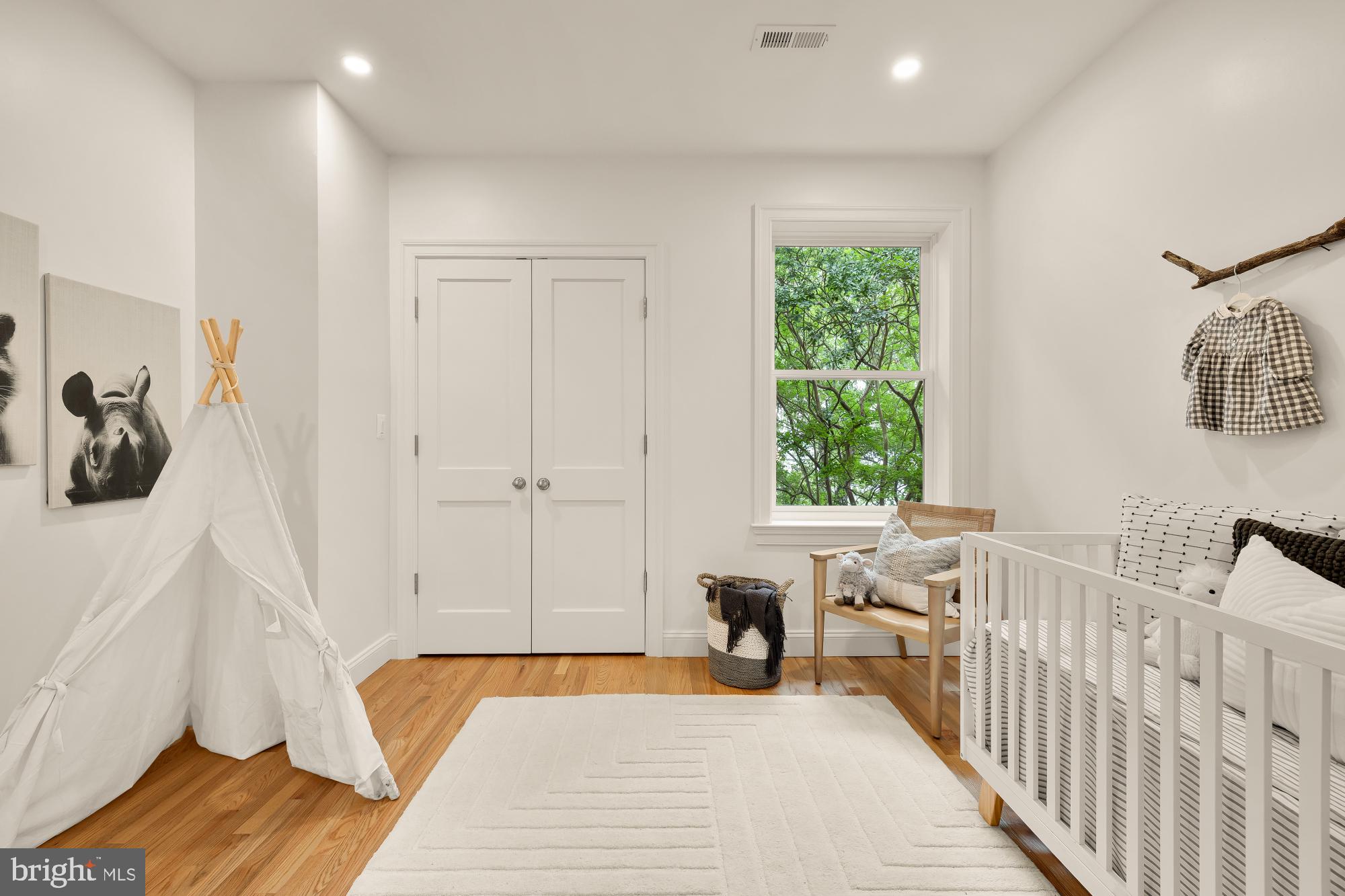 MOUNT PLEASANT - Residential