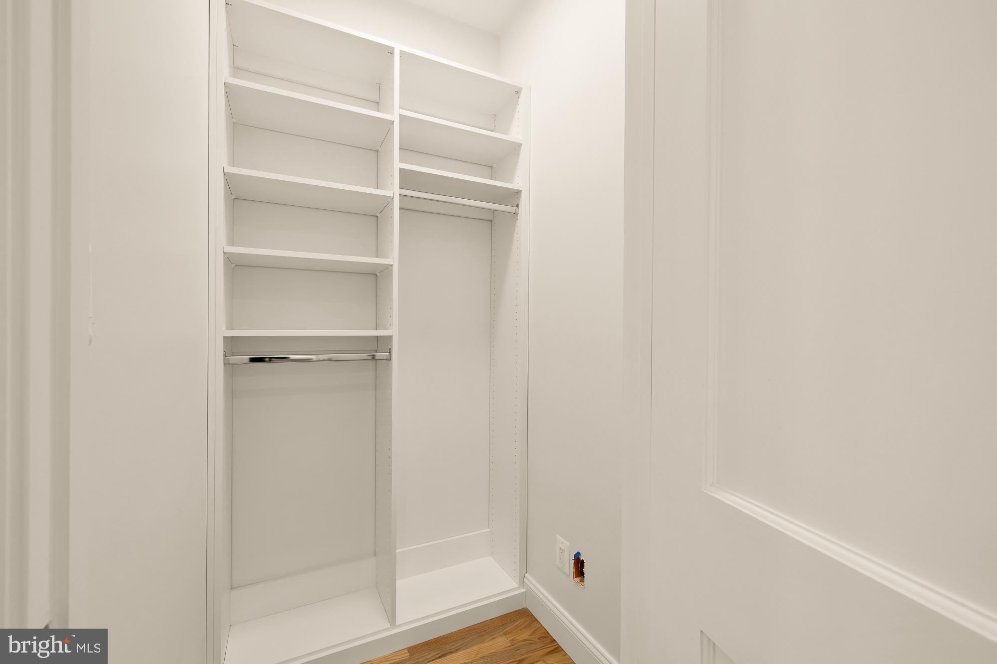 MOUNT PLEASANT - Residential
