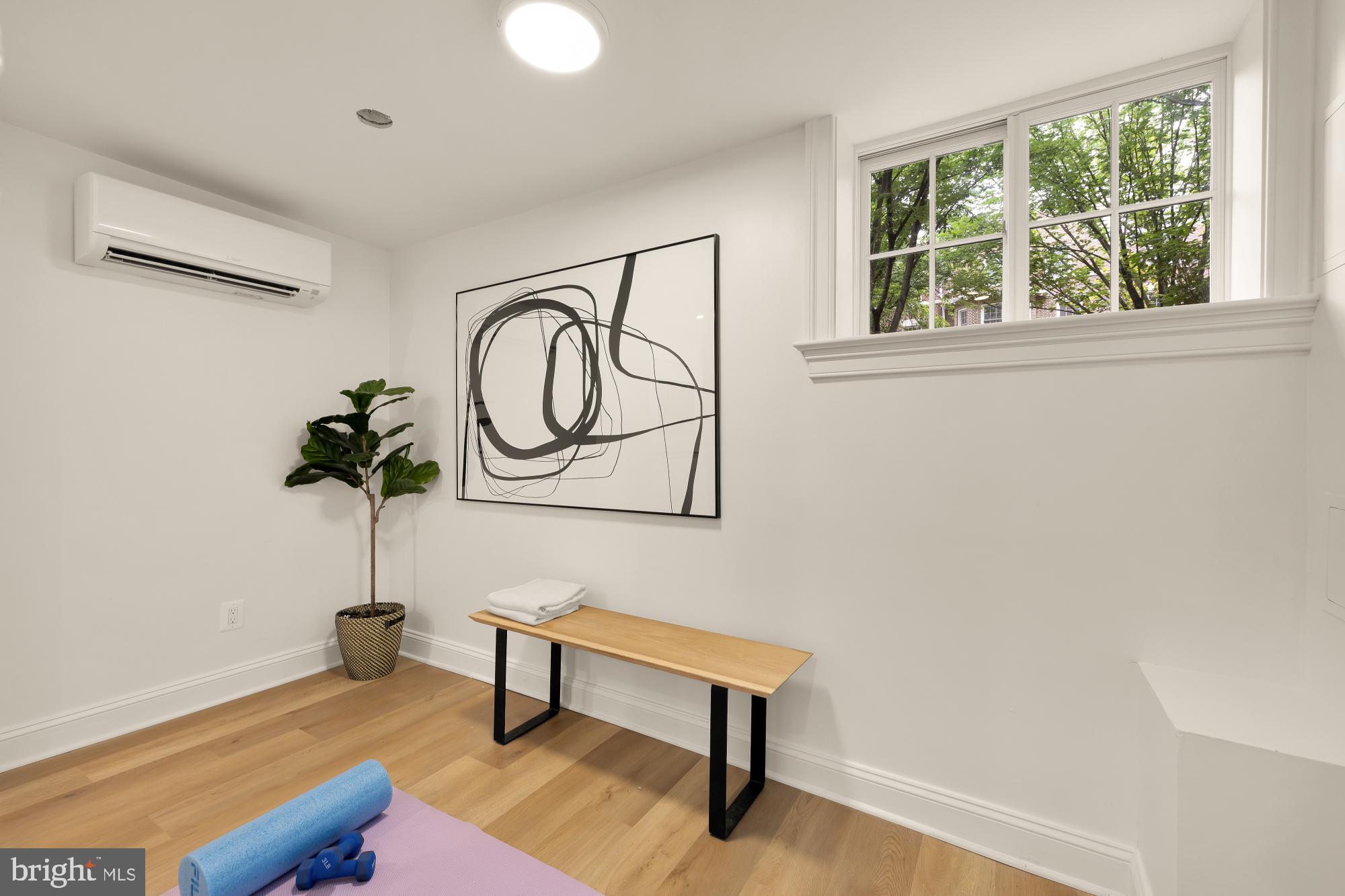 MOUNT PLEASANT - Residential