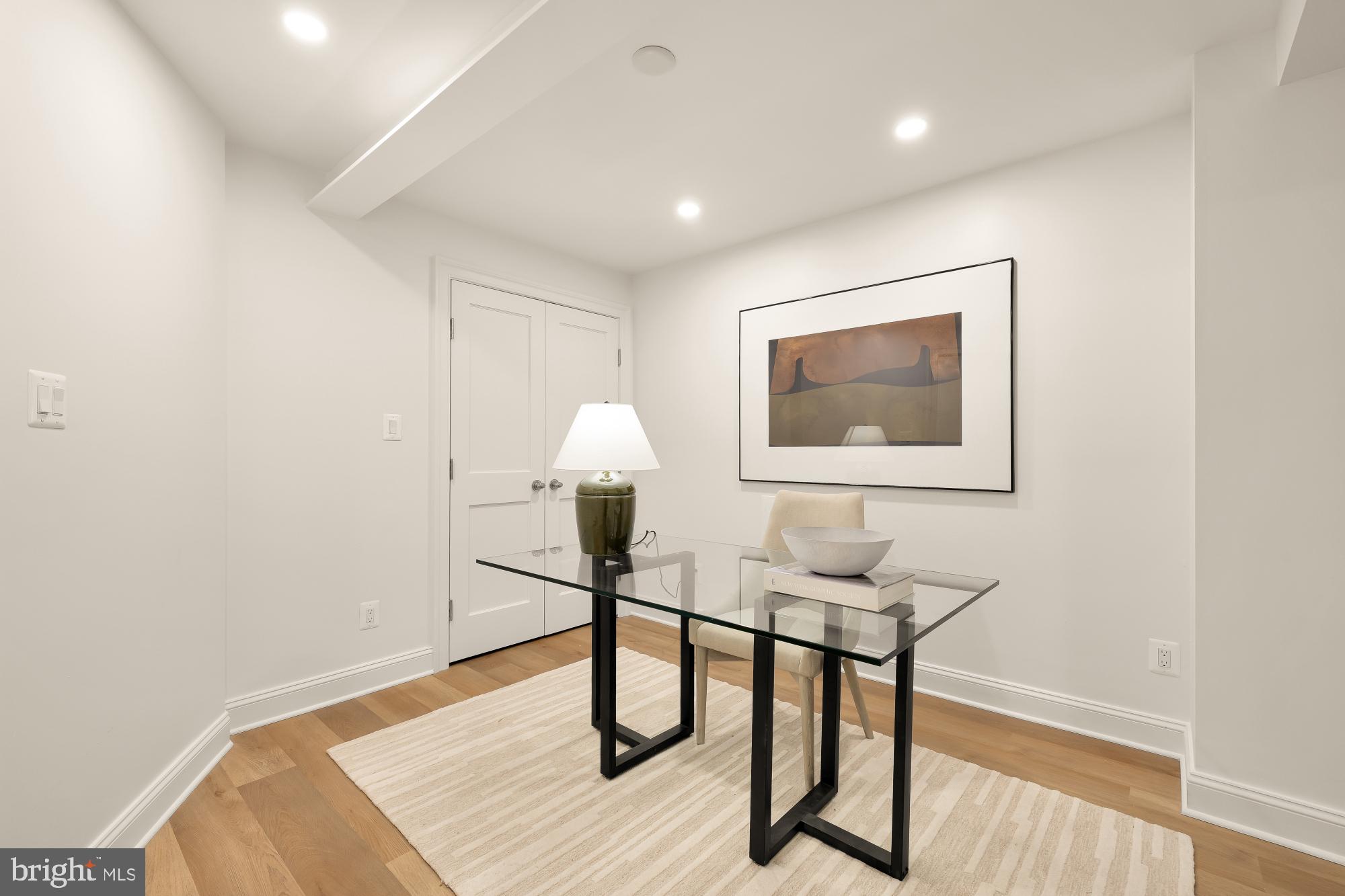 MOUNT PLEASANT - Residential