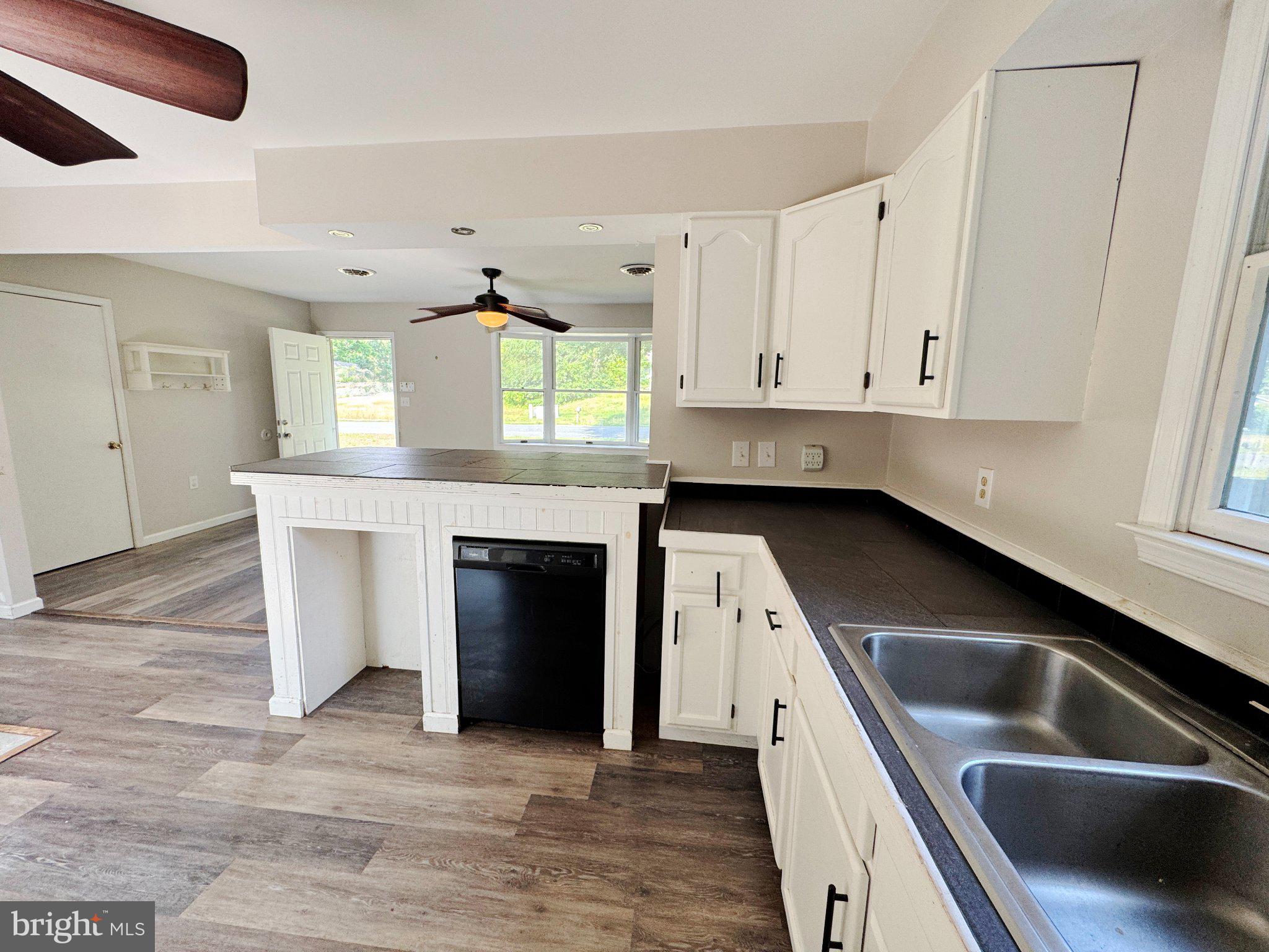 HIDDEN ACRES - Residential