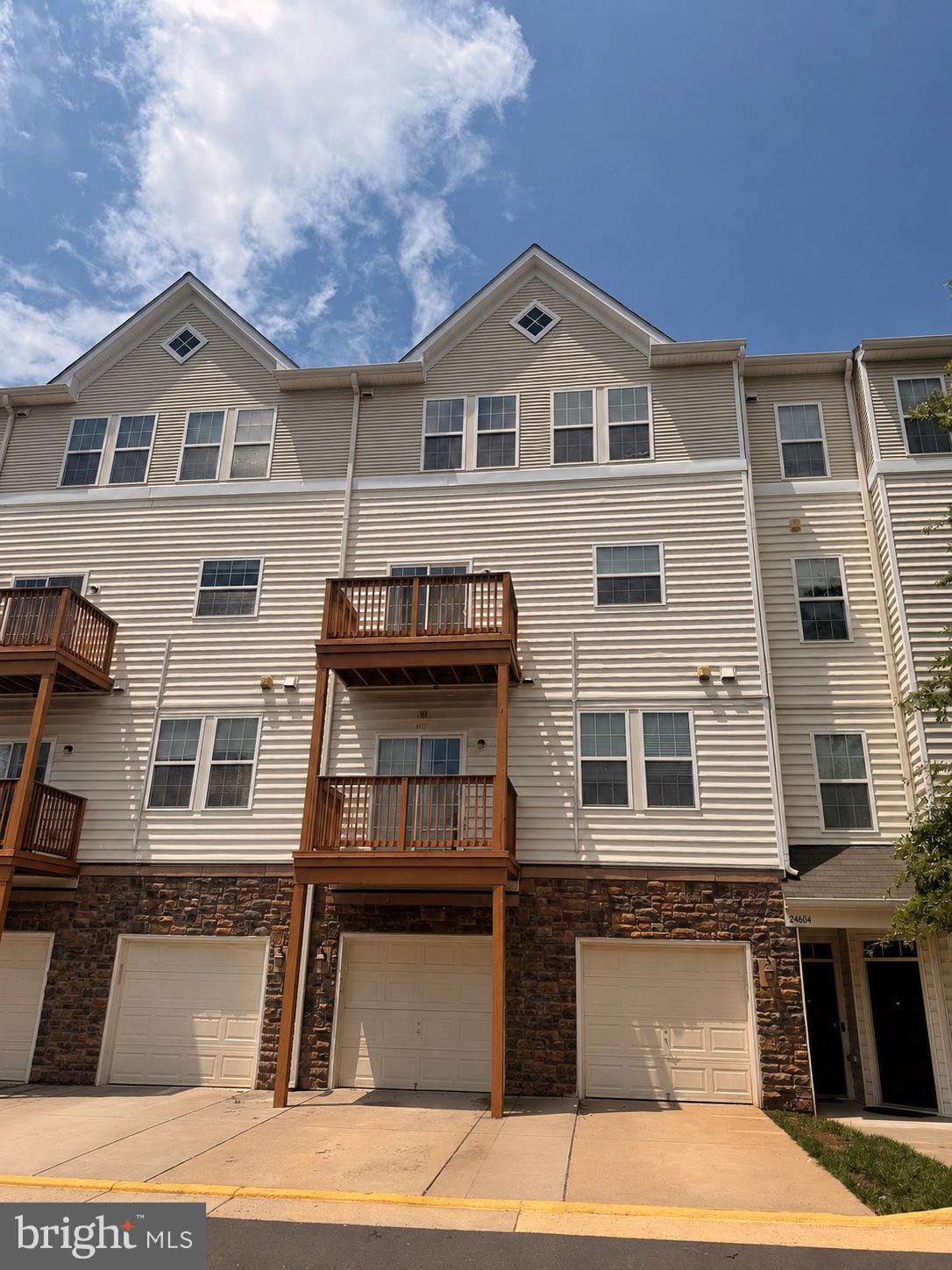MERCER PARK CONDOMINIUM - Residential