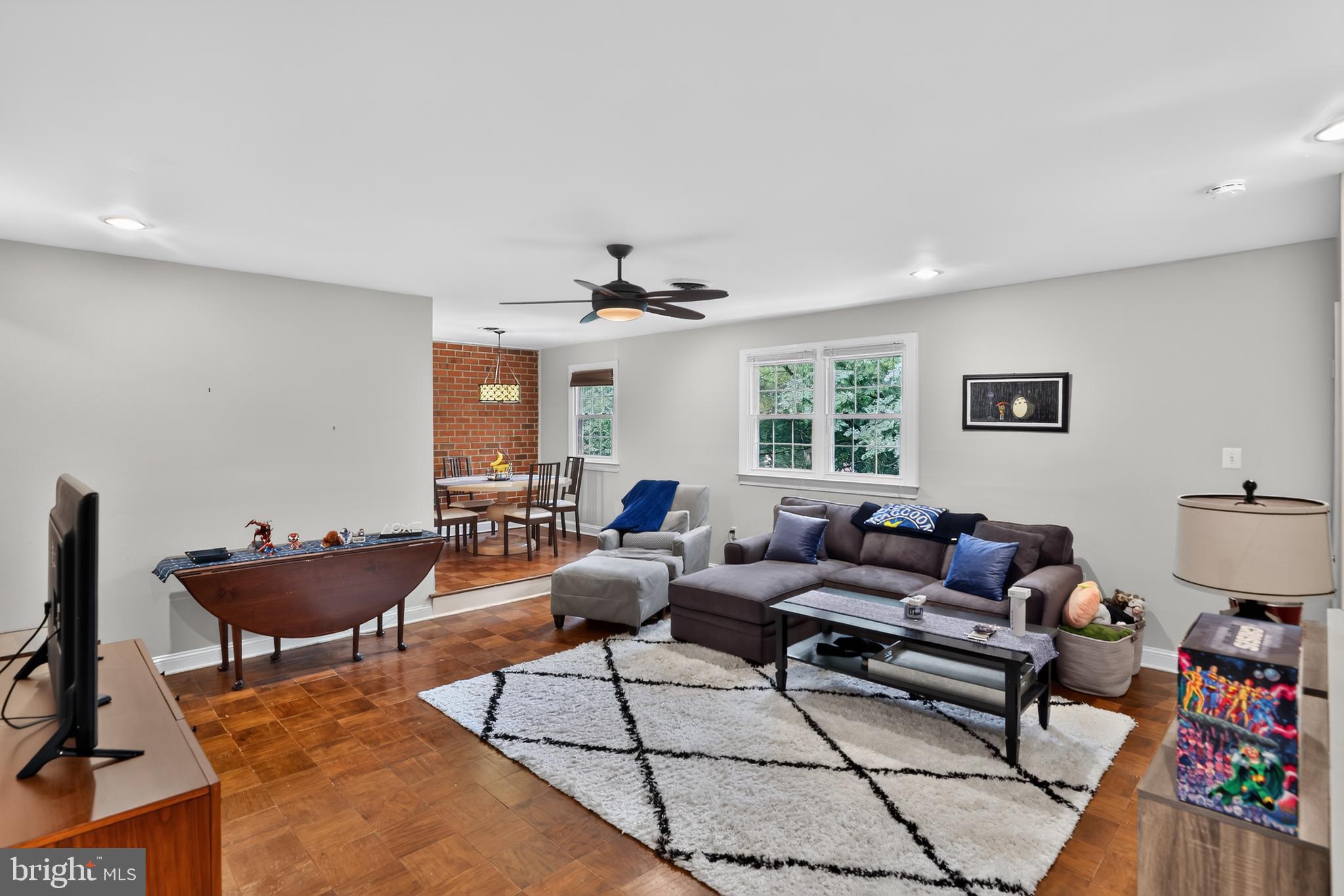 YARDLEY COMMONS - Residential