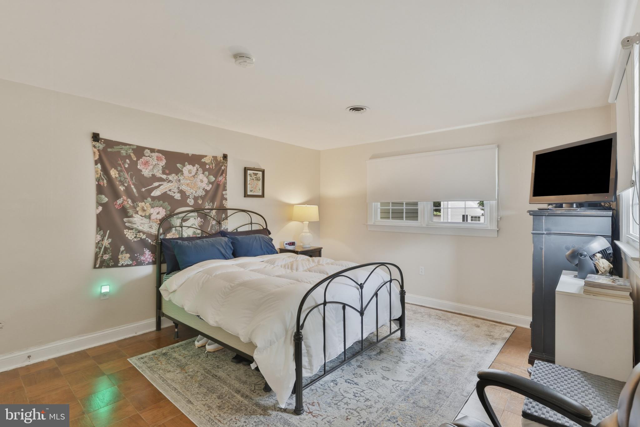 YARDLEY COMMONS - Residential