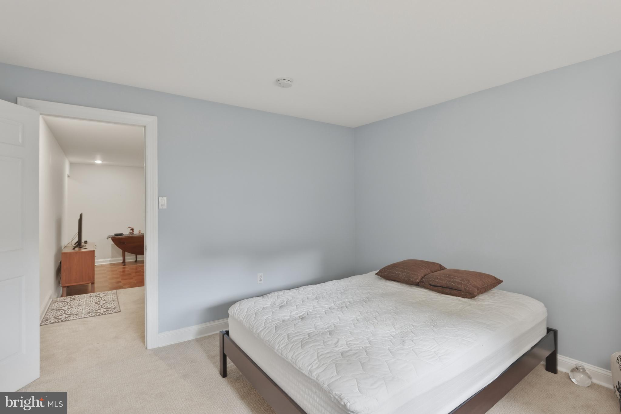 YARDLEY COMMONS - Residential