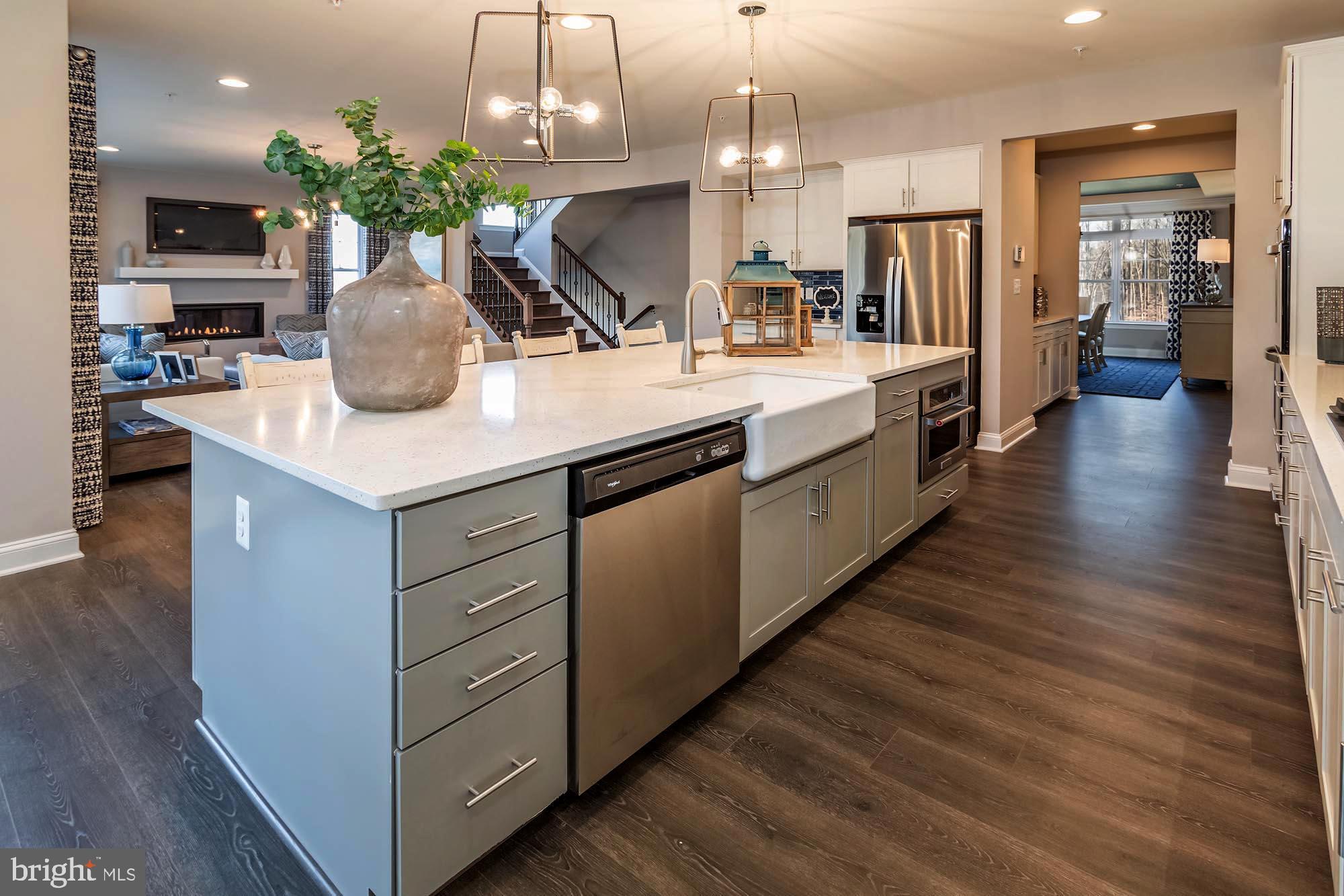 BROOKFIELD - Residential