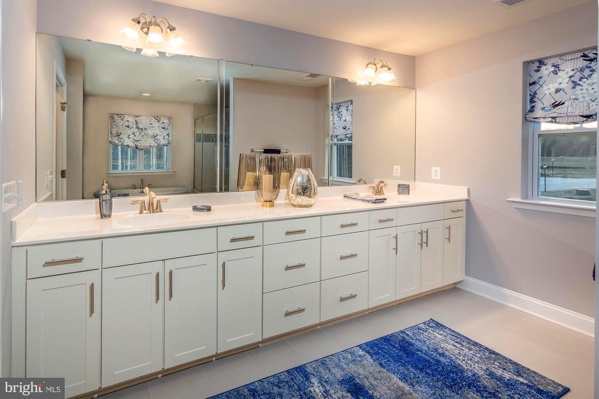BROOKFIELD - Residential