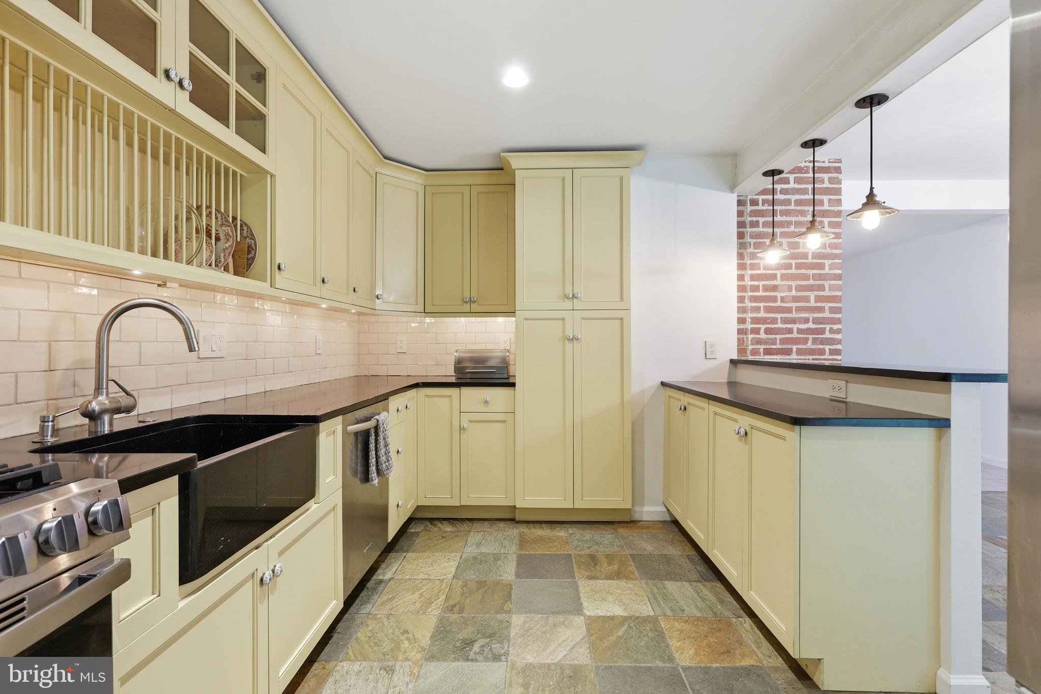 WHITEMARSH VILLAGE - Residential