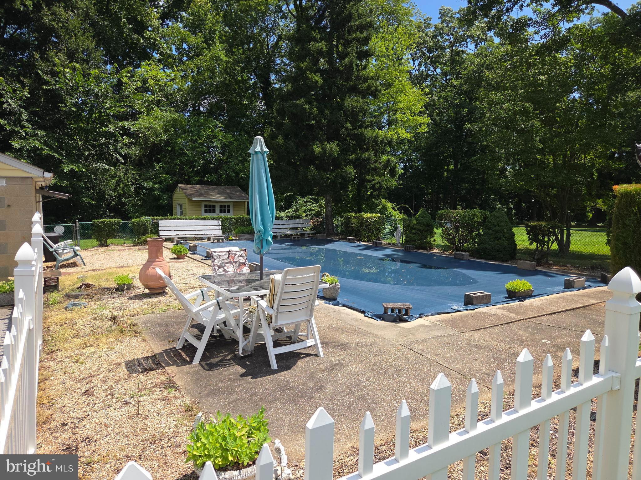 BOWLEYS QUARTERS - Residential