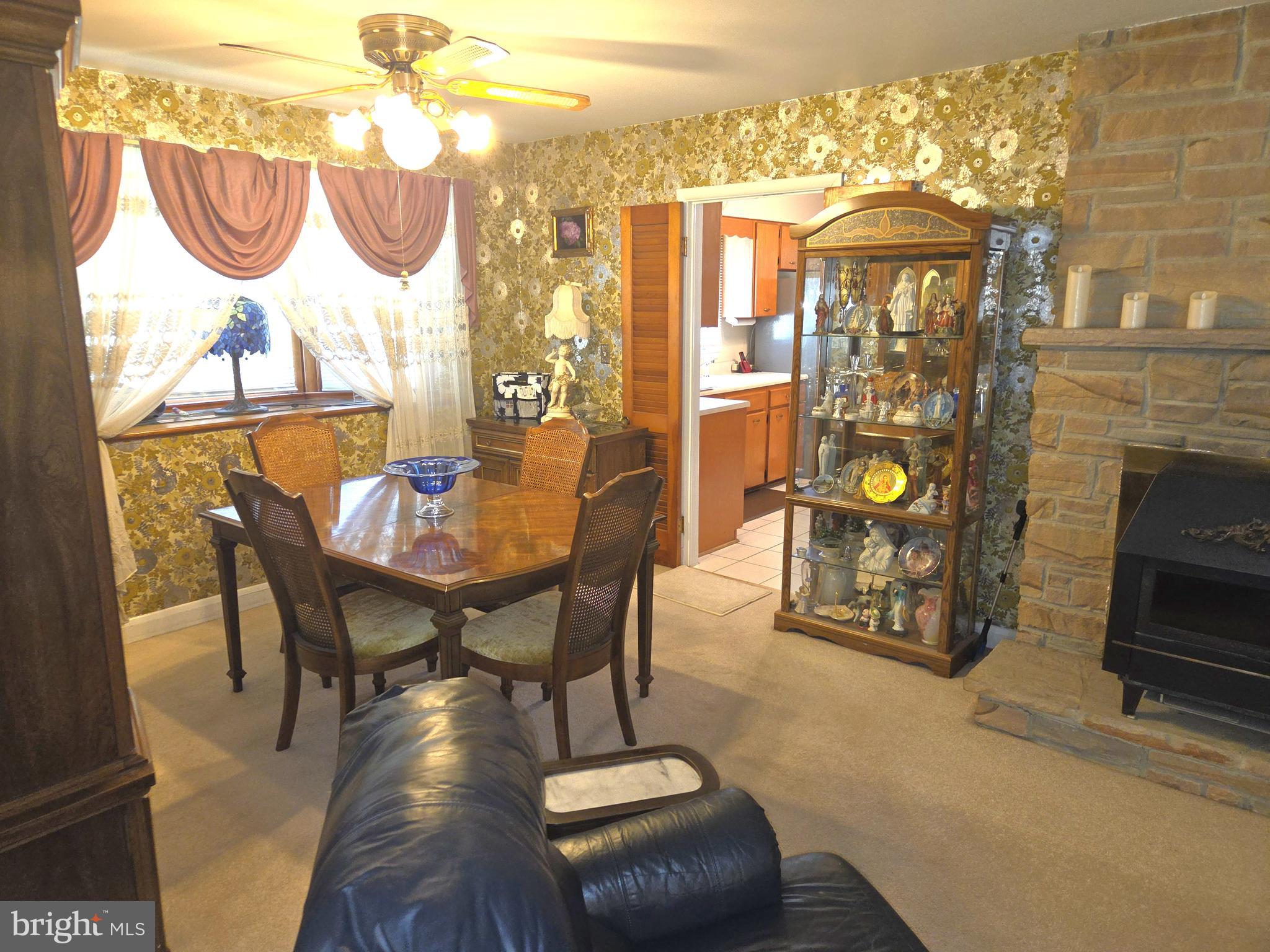 BOWLEYS QUARTERS - Residential