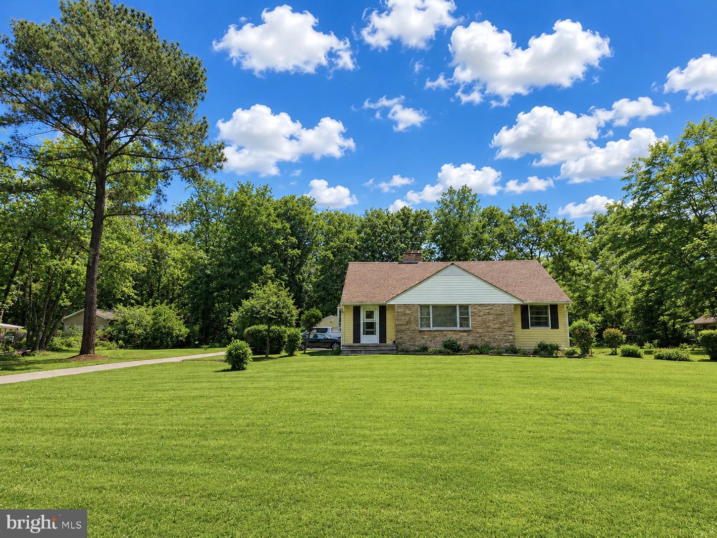 BOWLEYS QUARTERS - Residential