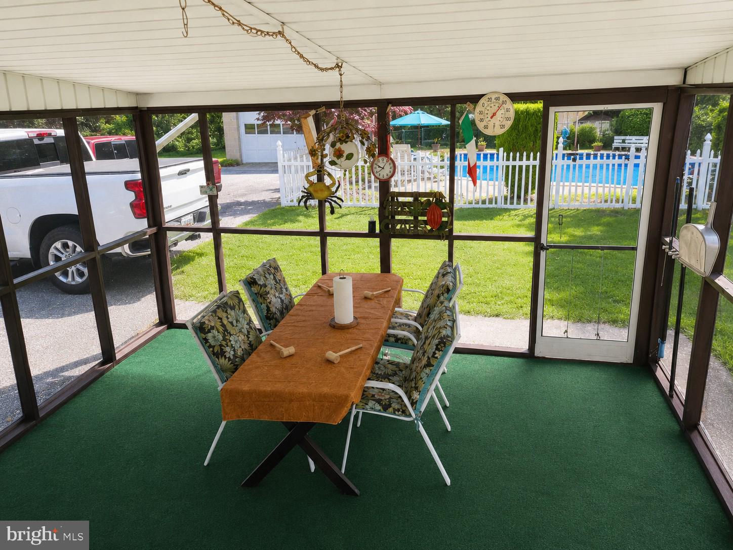 BOWLEYS QUARTERS - Residential