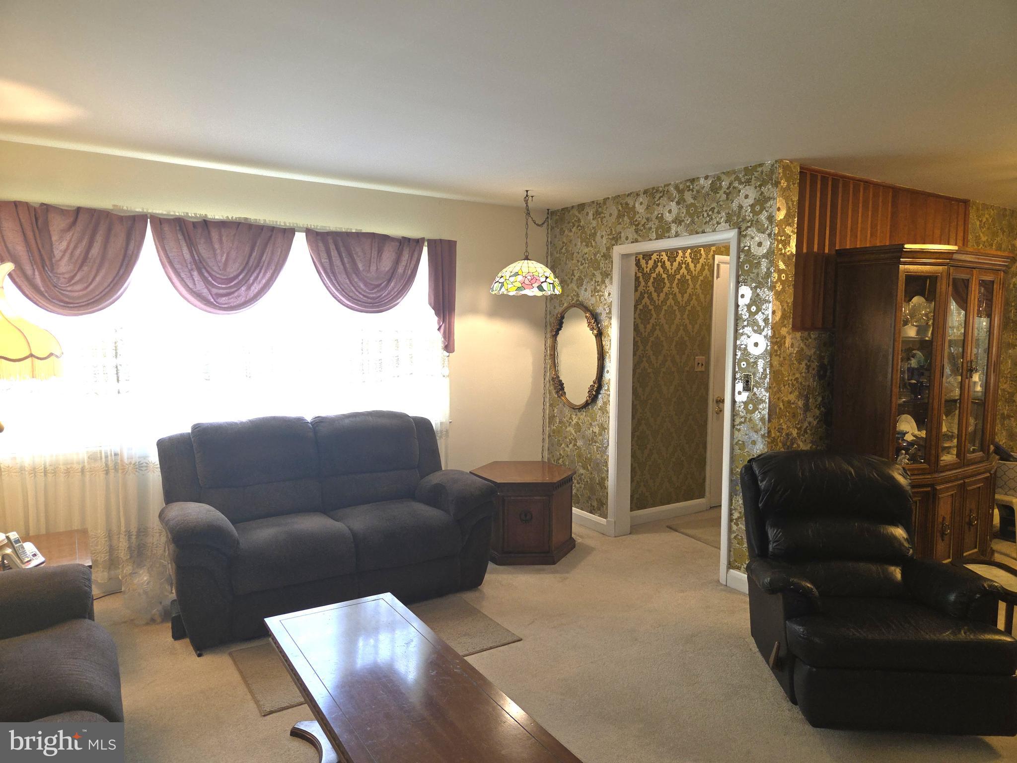BOWLEYS QUARTERS - Residential