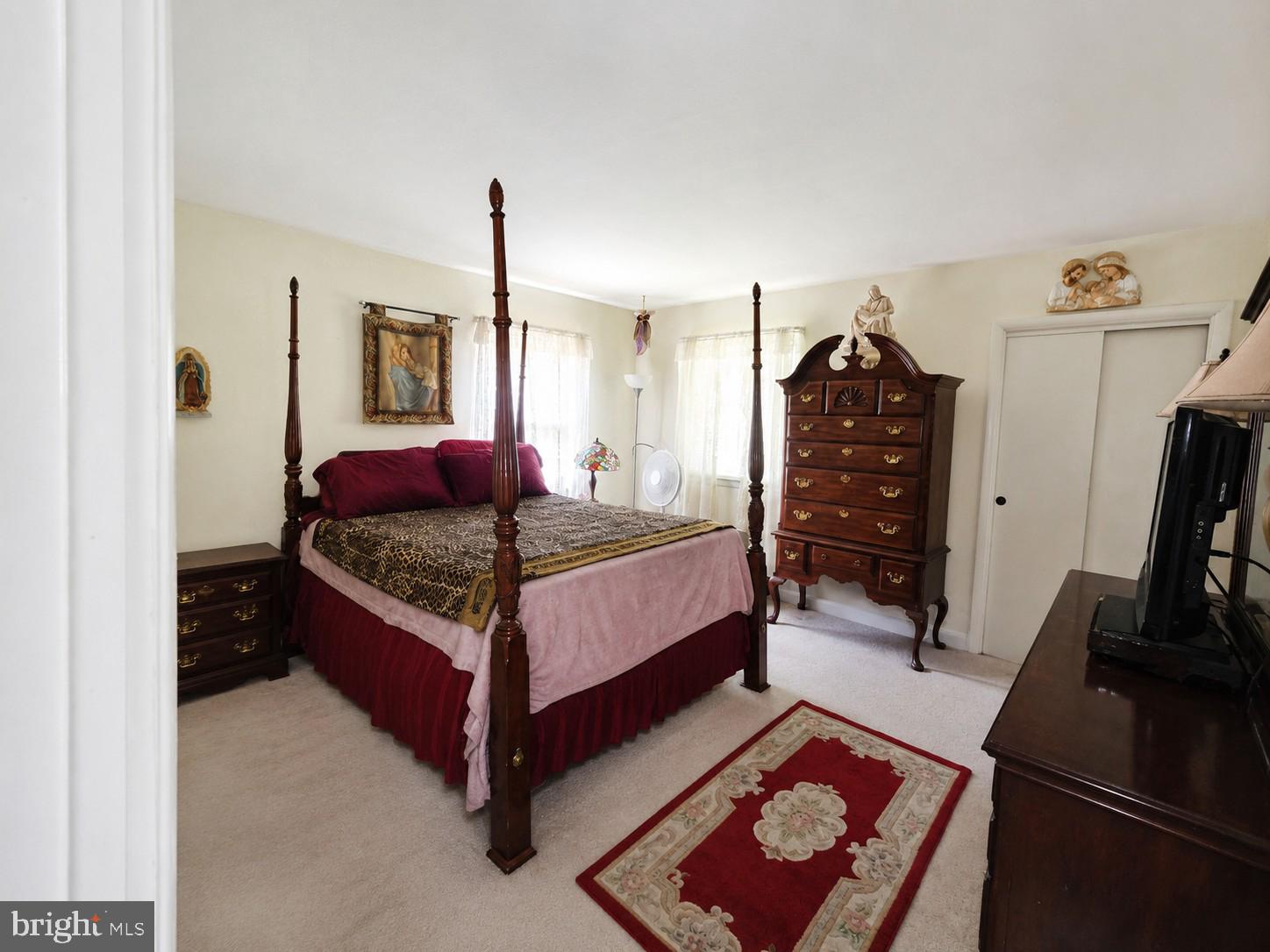 BOWLEYS QUARTERS - Residential