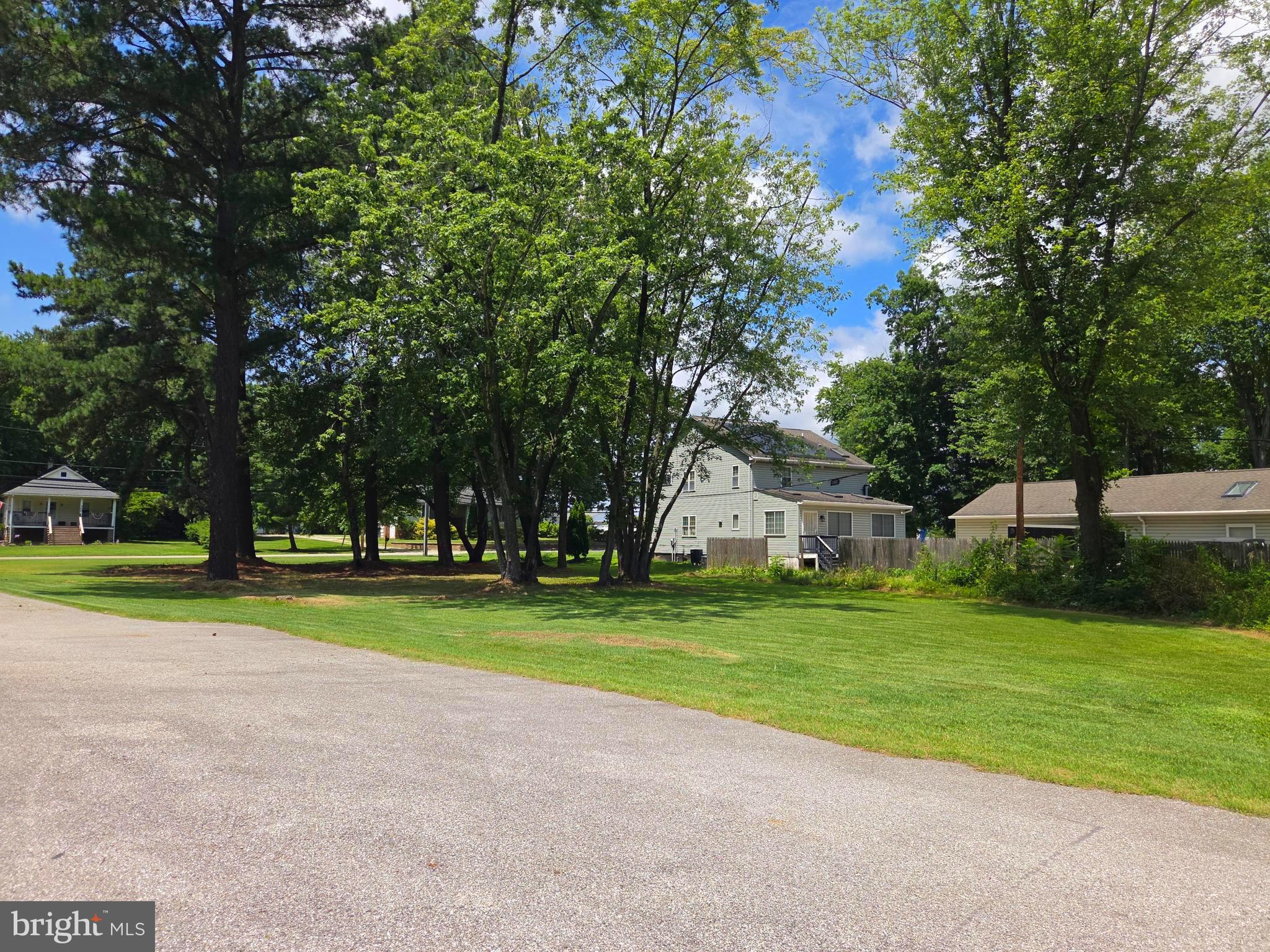 BOWLEYS QUARTERS - Residential