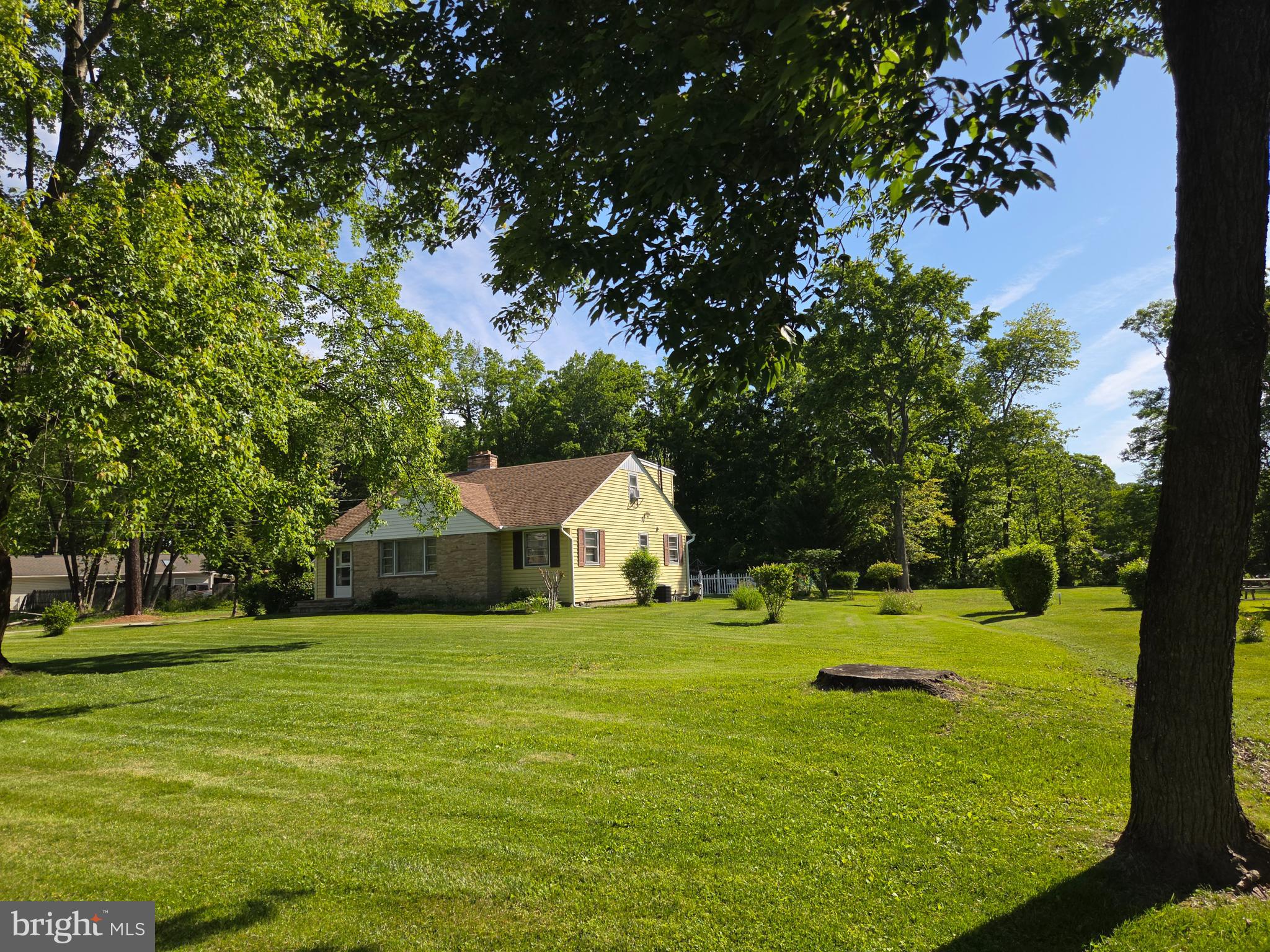 BOWLEYS QUARTERS - Residential