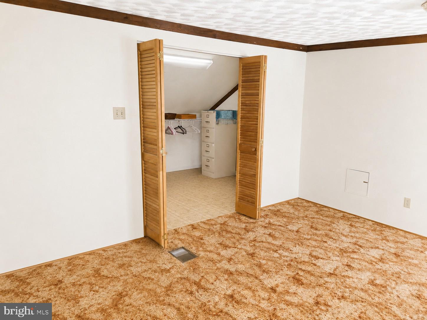 BOWLEYS QUARTERS - Residential