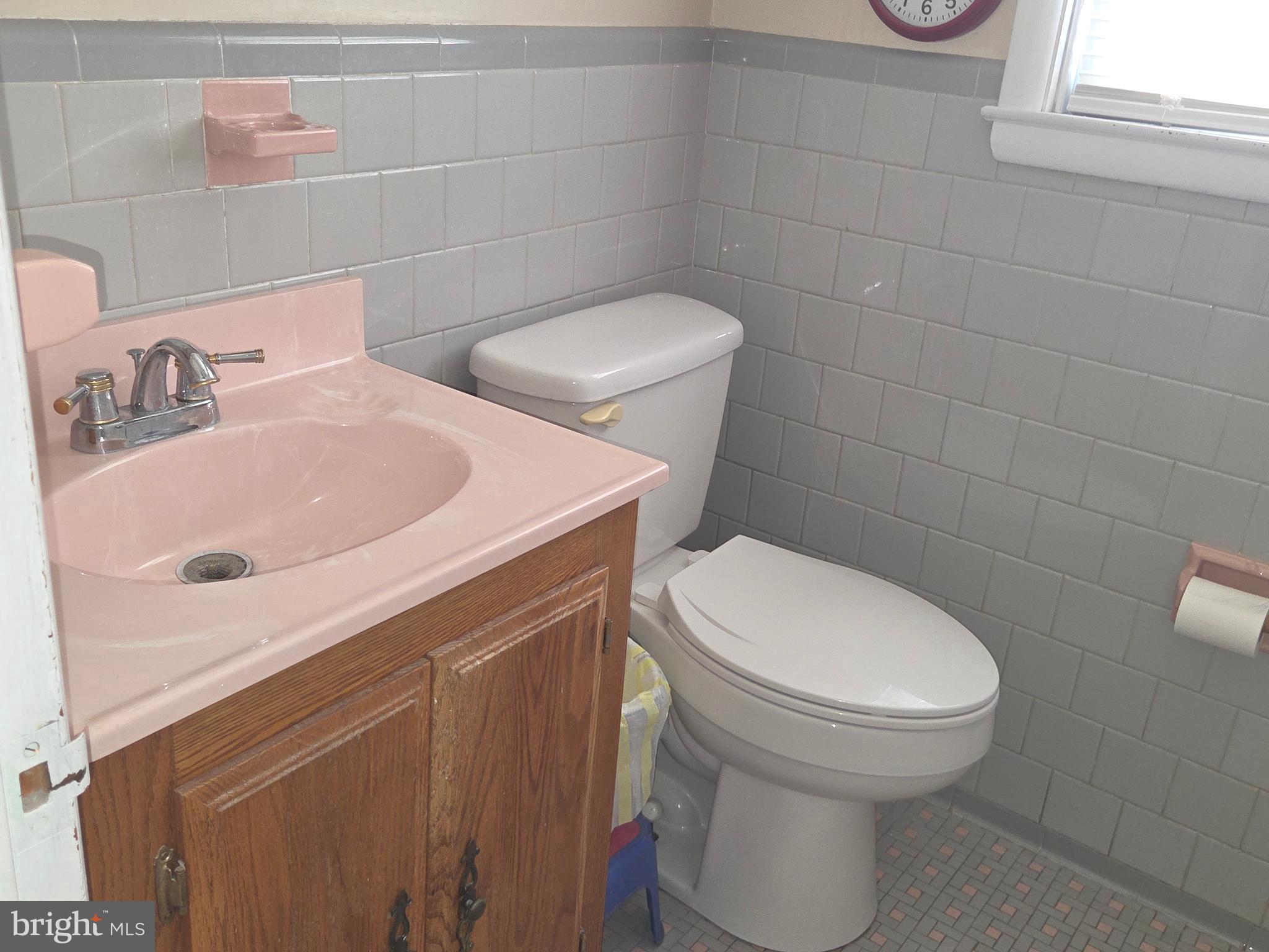 BOWLEYS QUARTERS - Residential