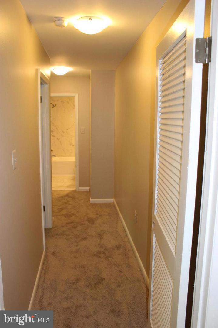 PARKSIDE CONDOMINIUMS - Residential Lease