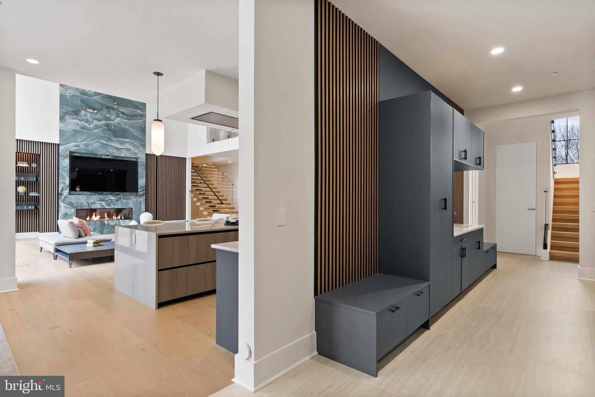 AVENEL - Residential