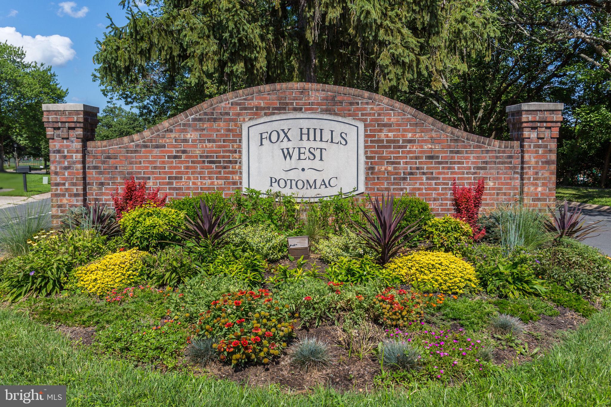 POTOMAC COMMONS - Residential