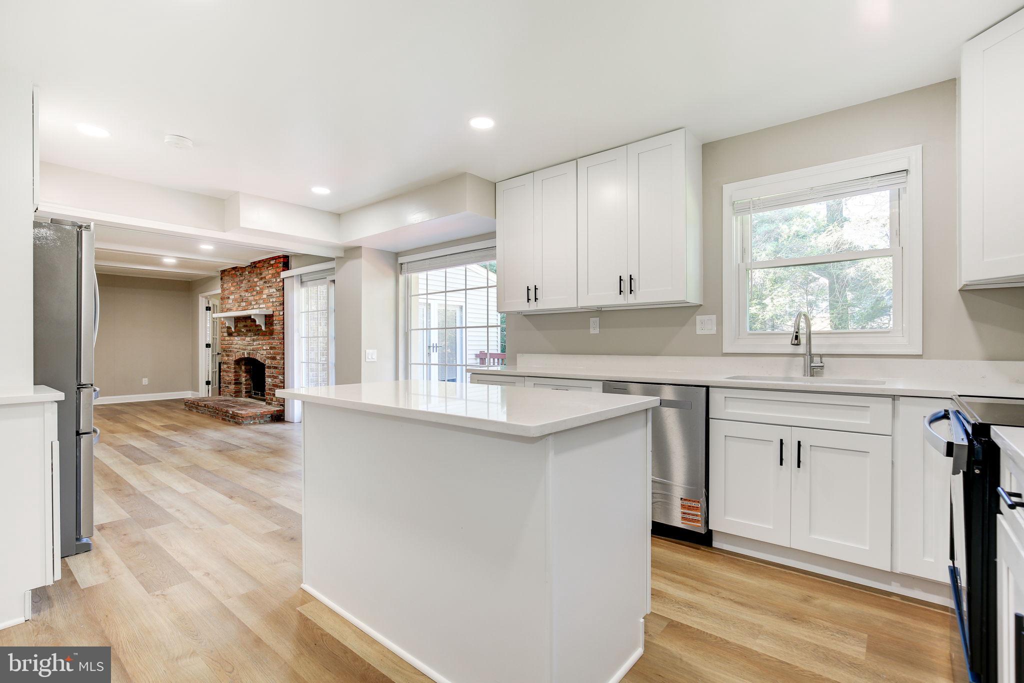 POTOMAC COMMONS - Residential