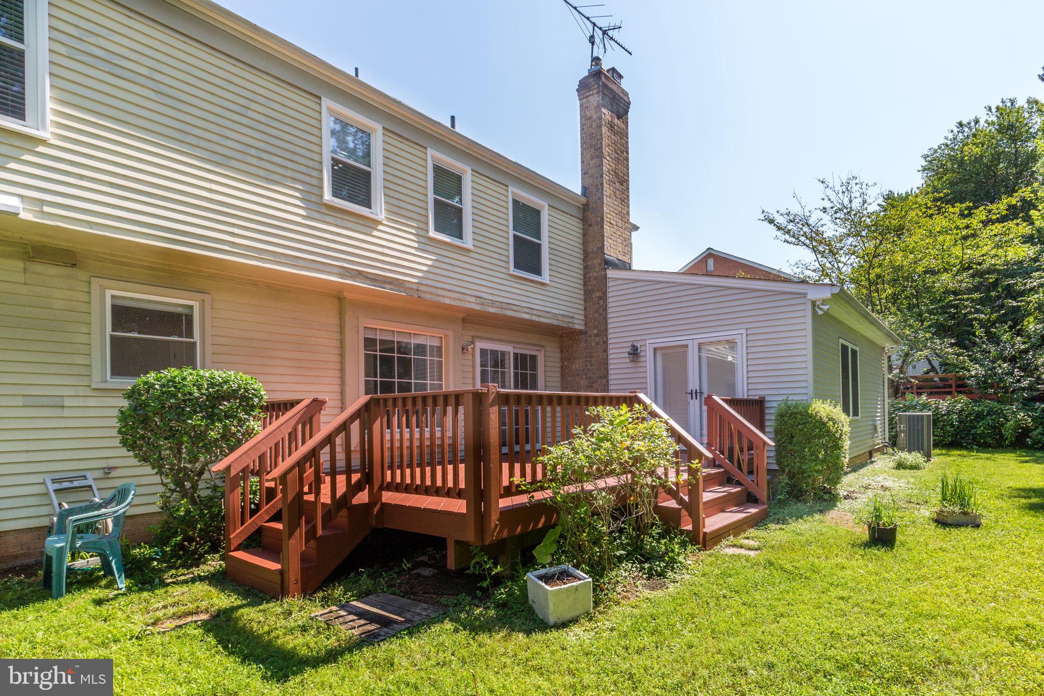 POTOMAC COMMONS - Residential