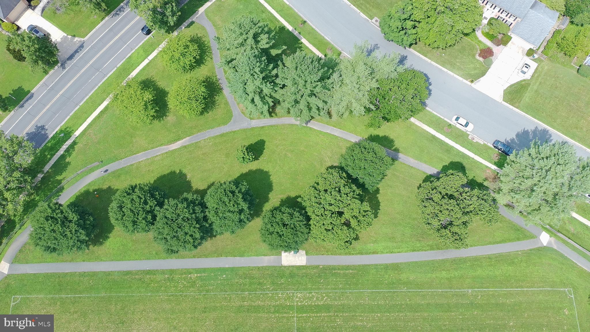 POTOMAC COMMONS - Residential