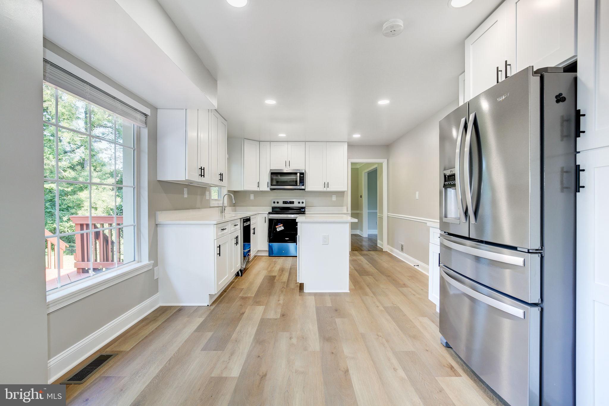 POTOMAC COMMONS - Residential
