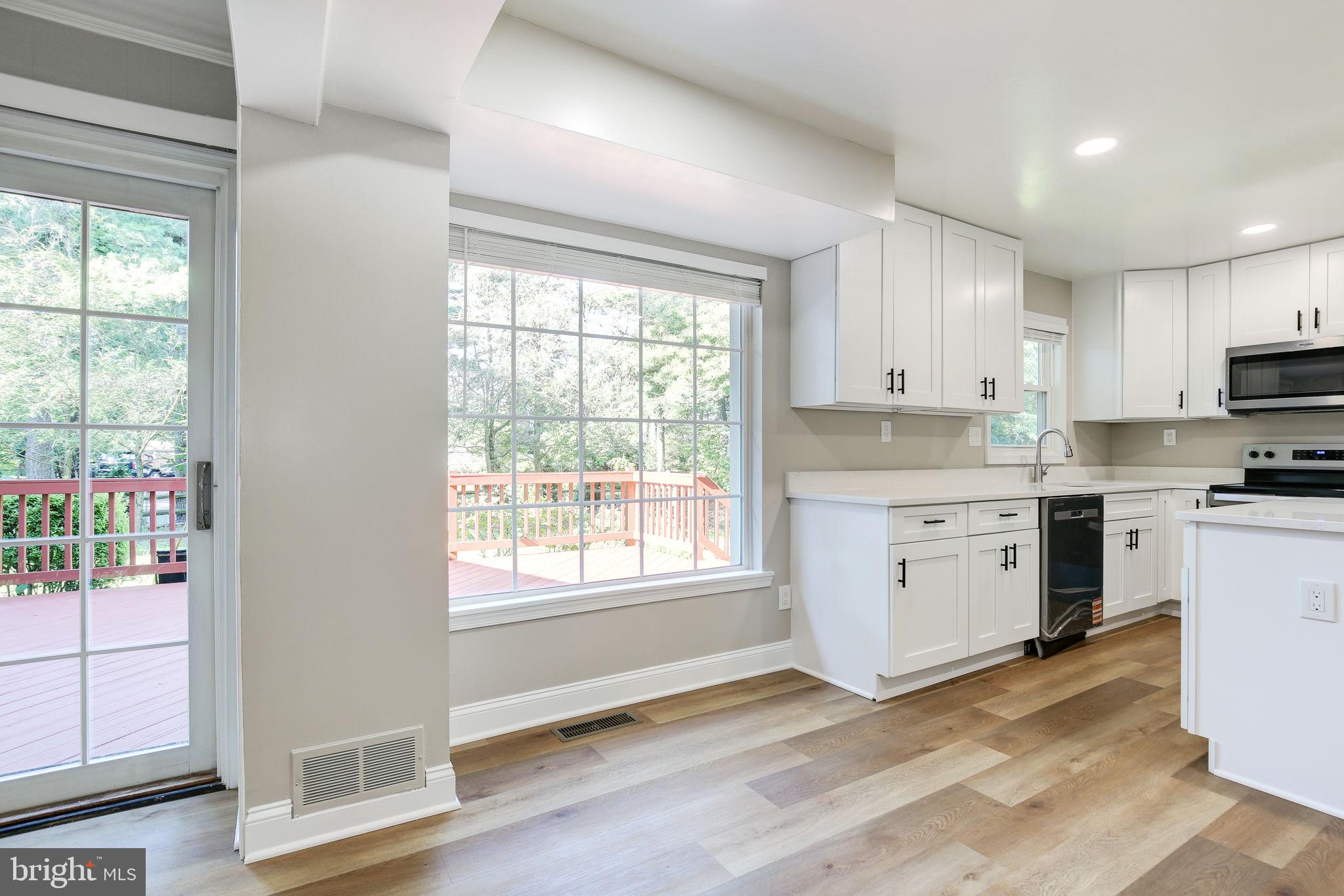 POTOMAC COMMONS - Residential