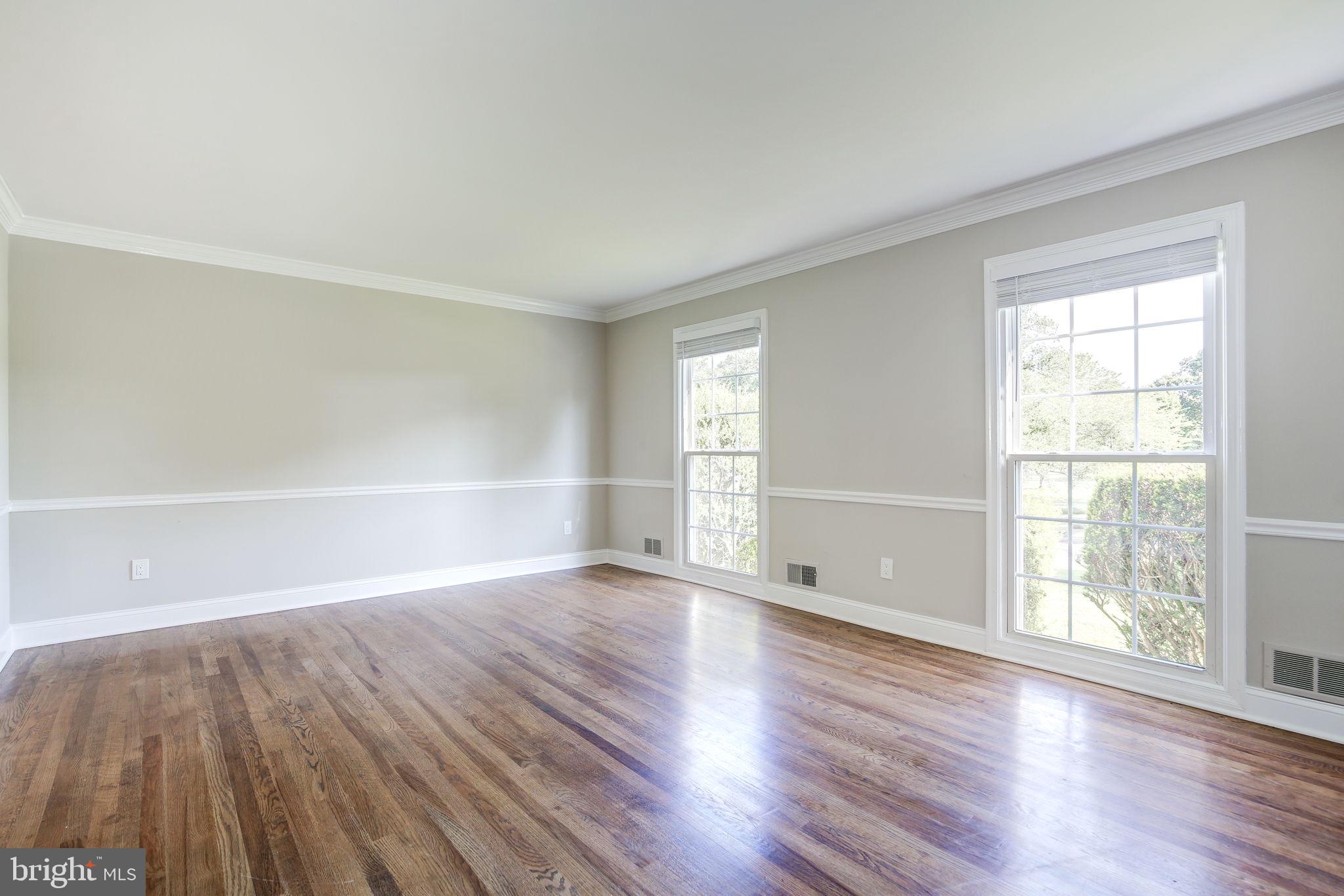 POTOMAC COMMONS - Residential