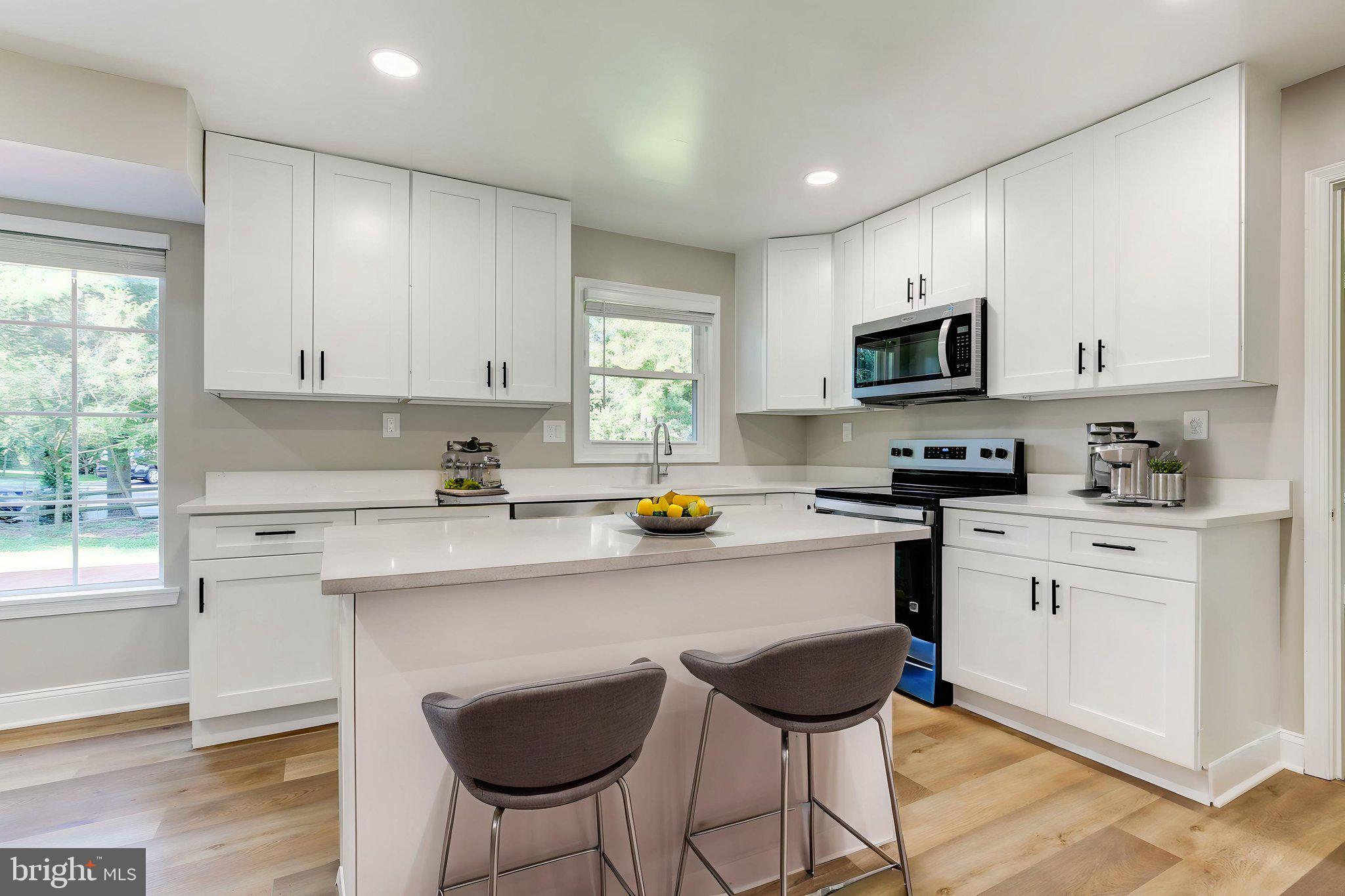 POTOMAC COMMONS - Residential