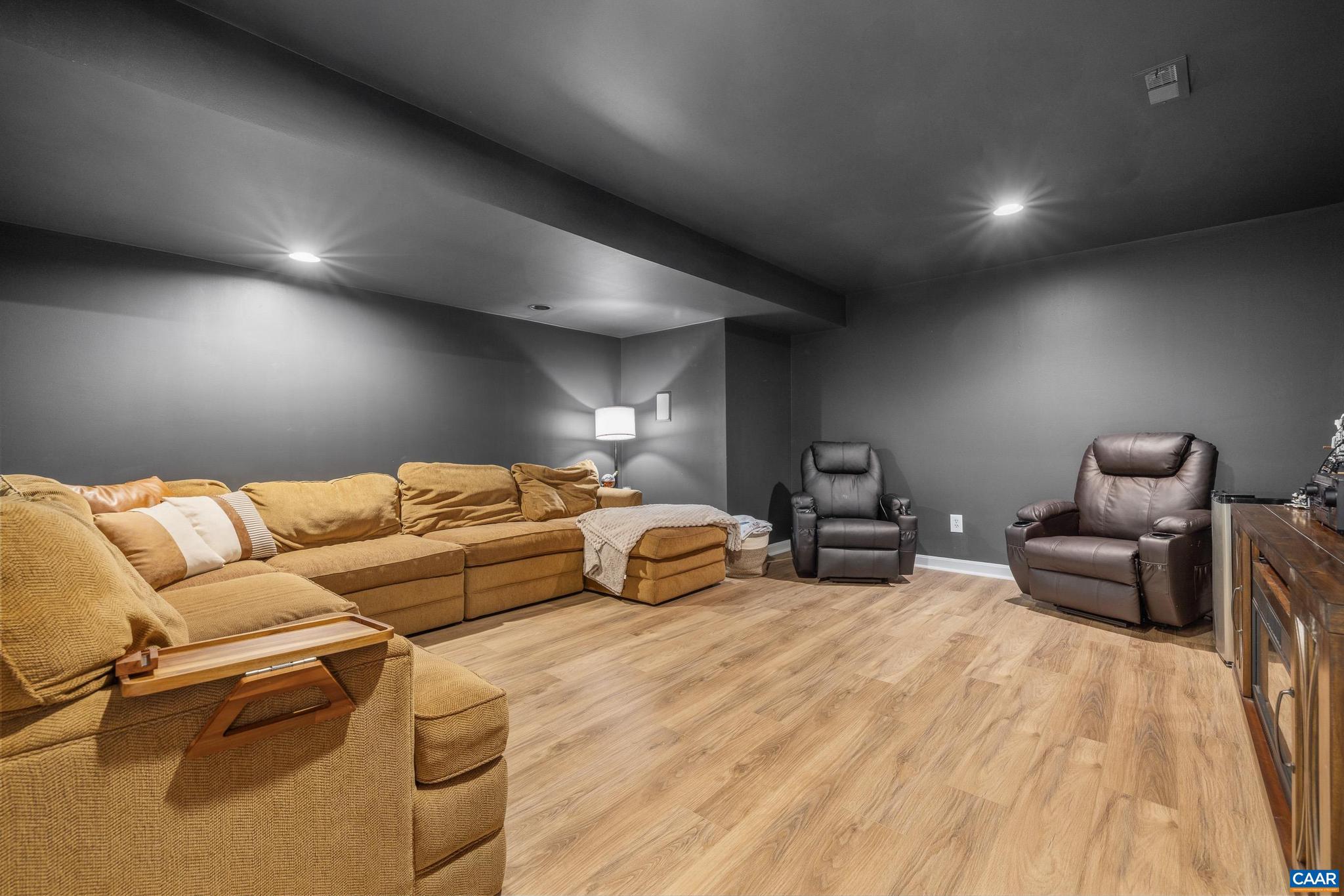 SPRING CREEK - Residential