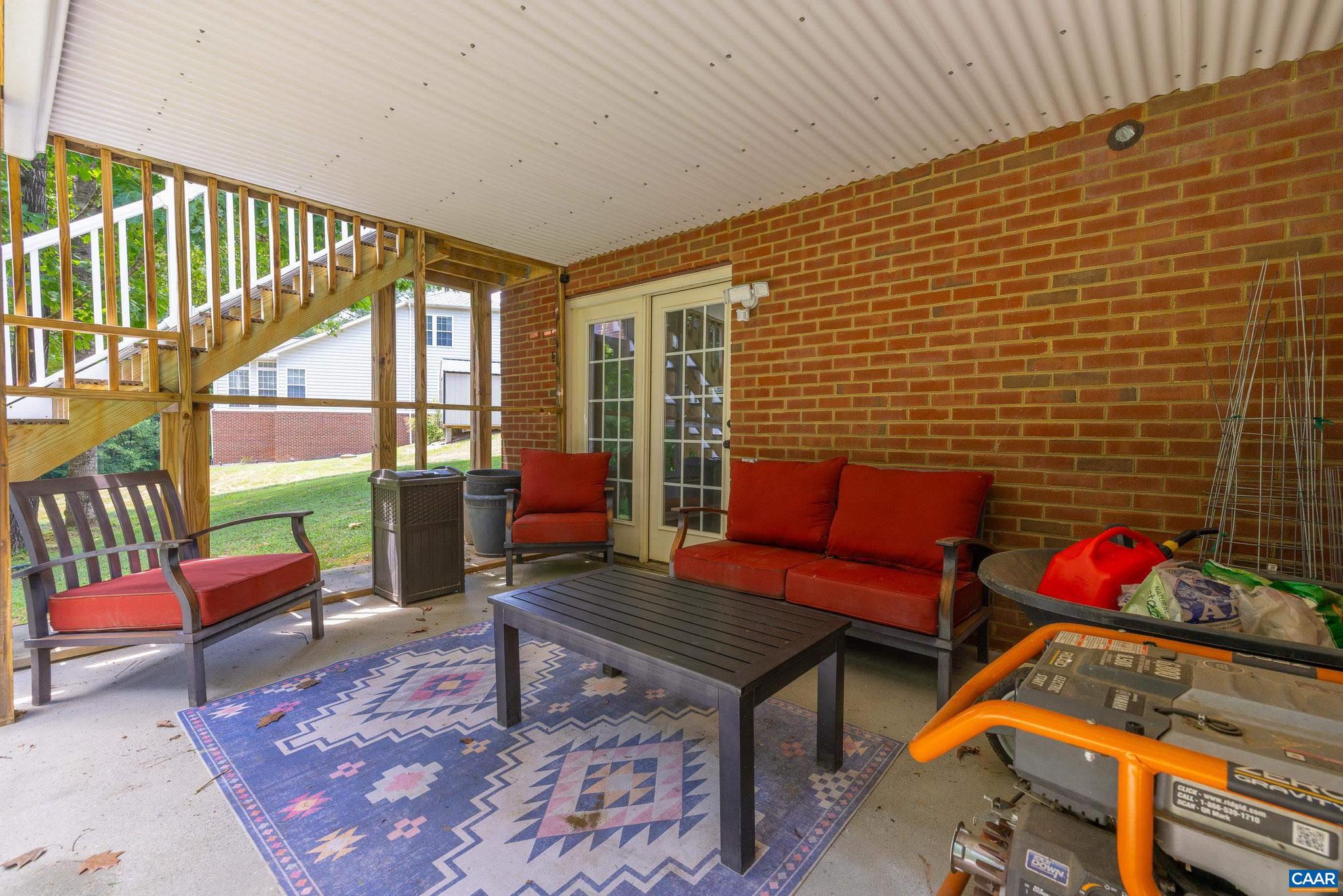 SPRING CREEK - Residential
